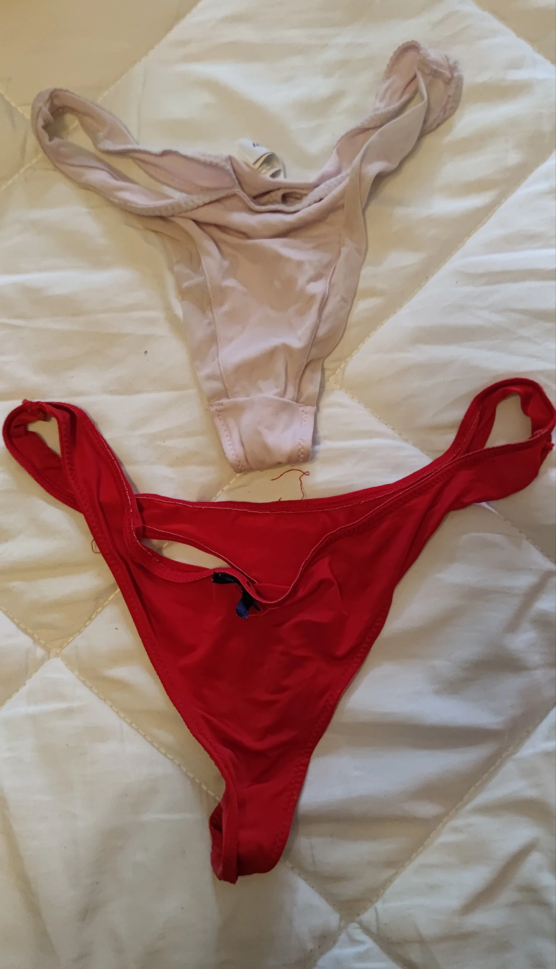 XXX Porn Photo of Nude Hornyboyspanish2 23