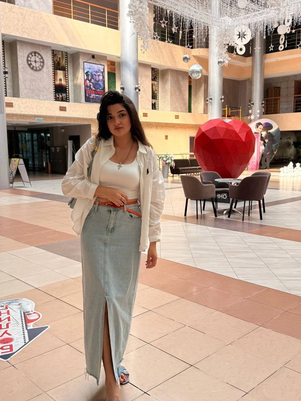 XXX Porn Photo of Nude IzzabelSun 4