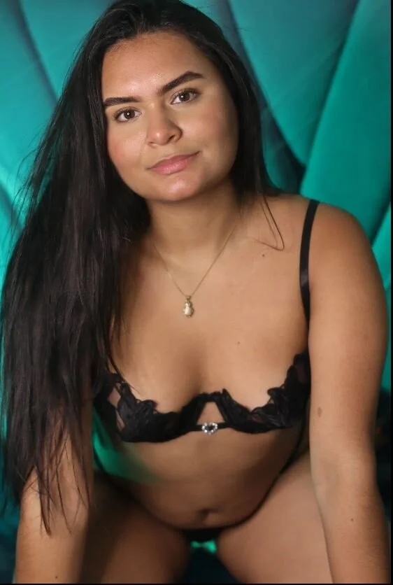 XXX Porn Photo of Nude amarahanks11 6