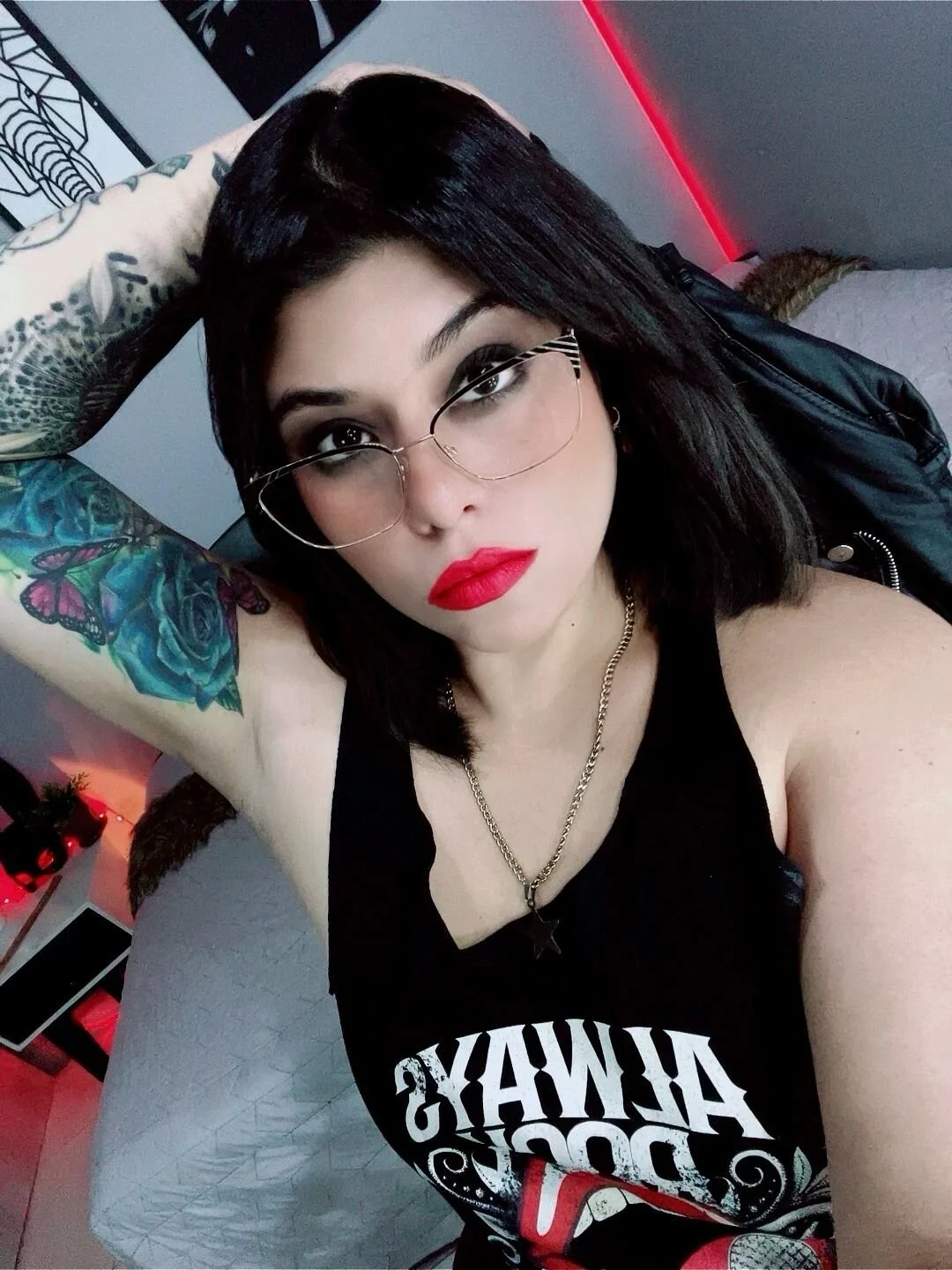 XXX Porn Photo of Nude Veronika_metal 1