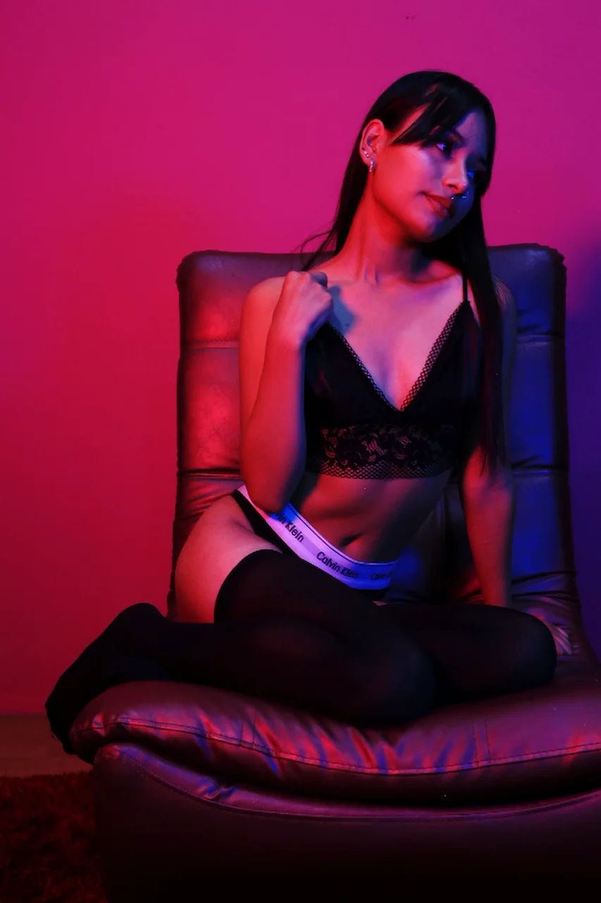 XXX Porn Photo of Nude Anniie_Queen 36