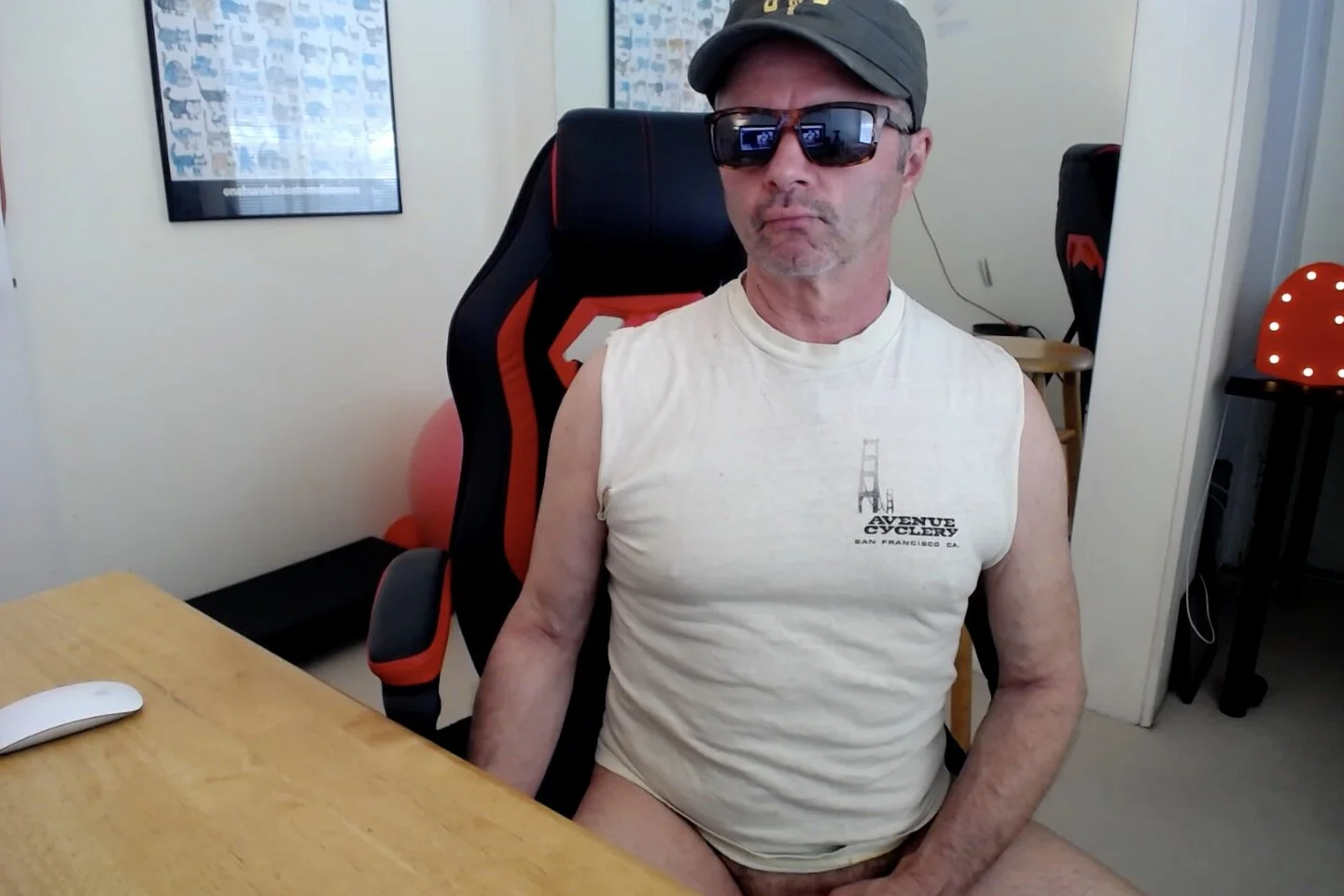 XXX Porn Photo of Nude hotdadbod 268