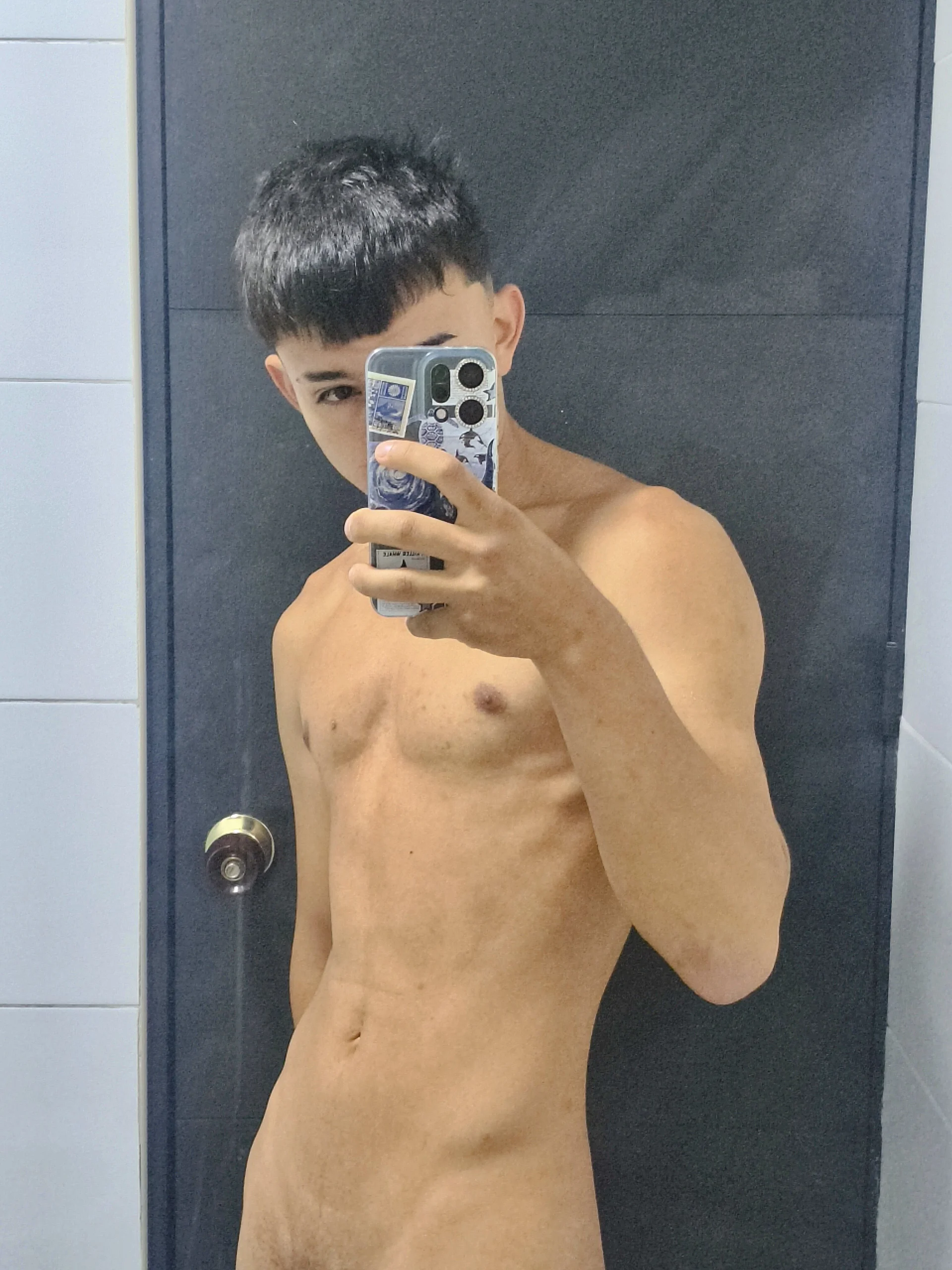 XXX Porn Photo of Nude joji__spencer 19