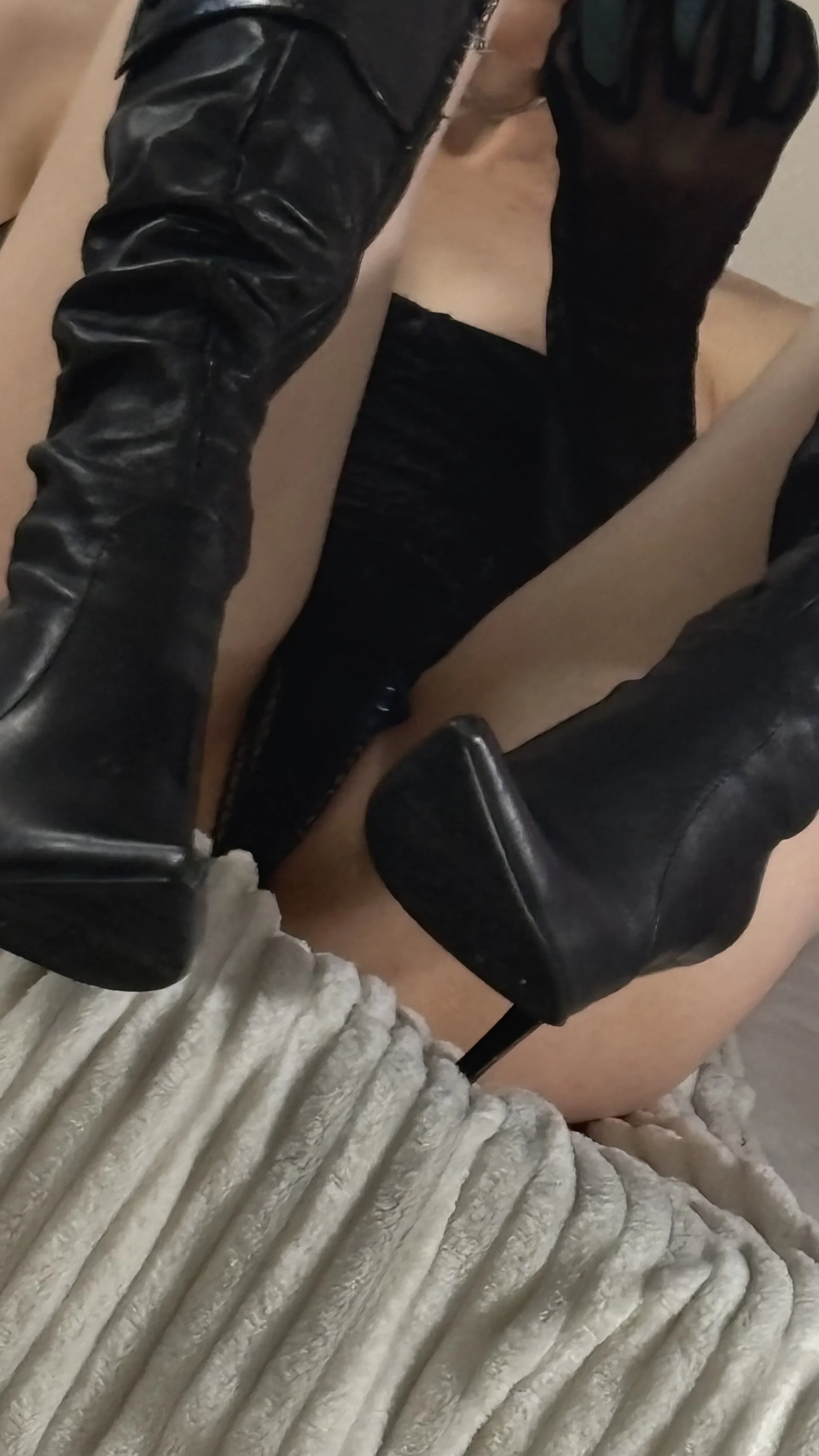 XXX Porn Photo of Nude GwenAir 43