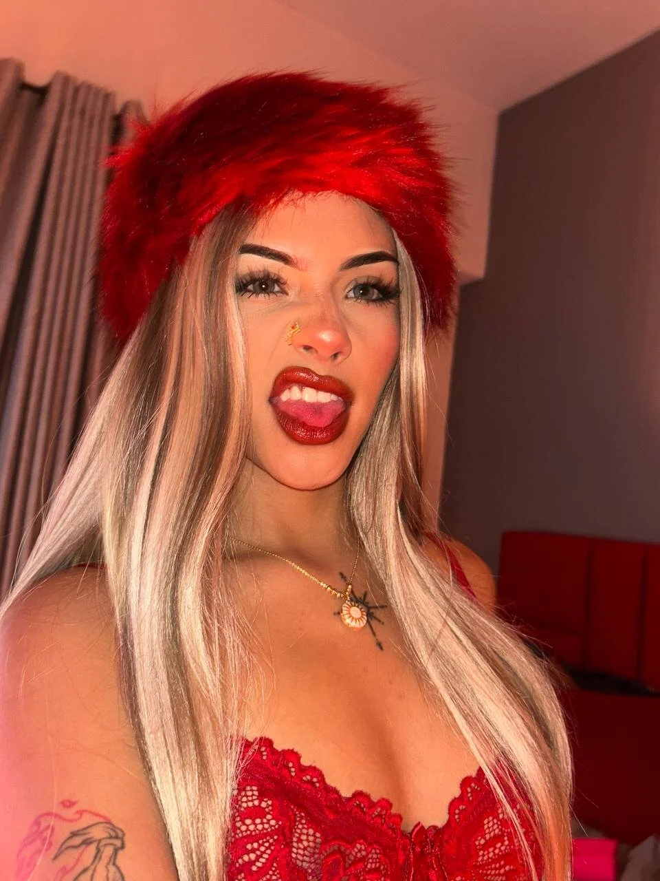 XXX Porn Photo of Nude Giovanna_oliveira 118