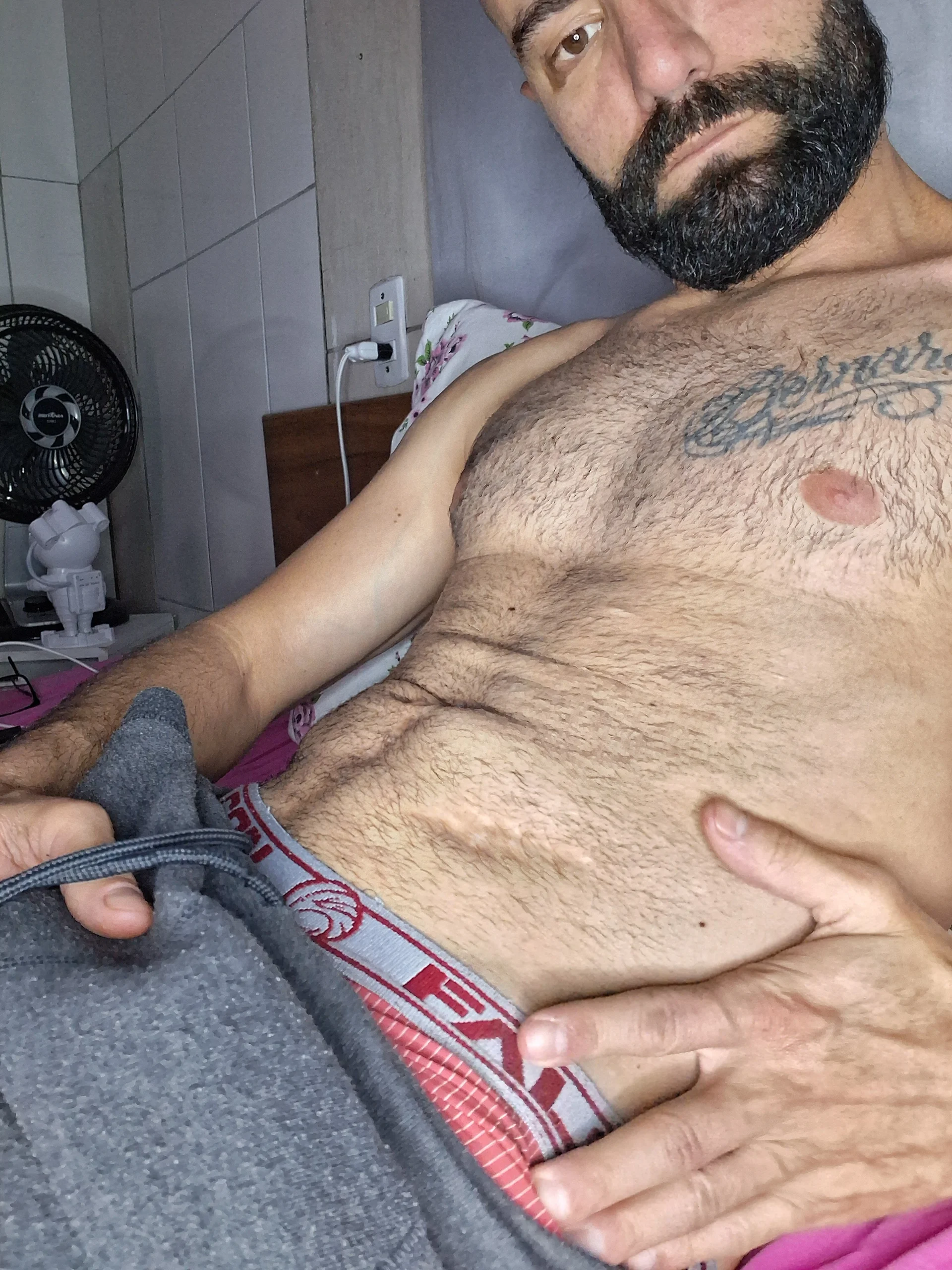 XXX Porn Photo of Nude Robsonitj90 18