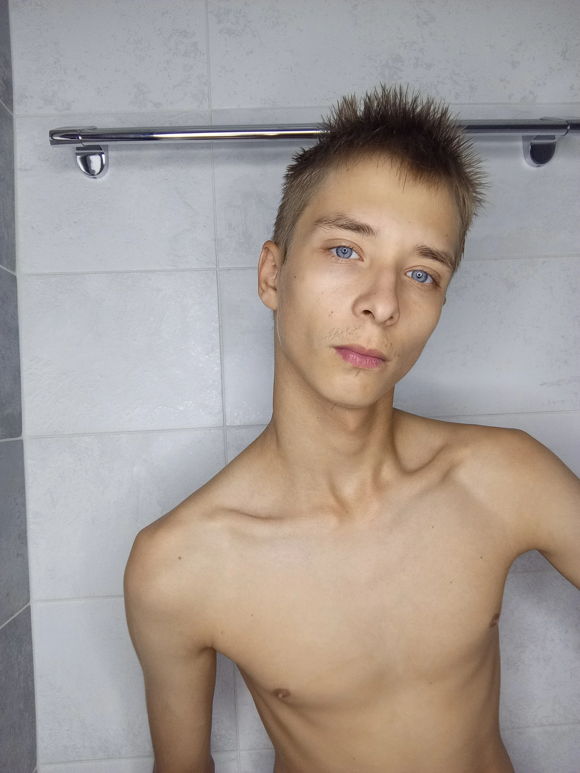 XXX Porn Photo of Nude glasses_cat 2