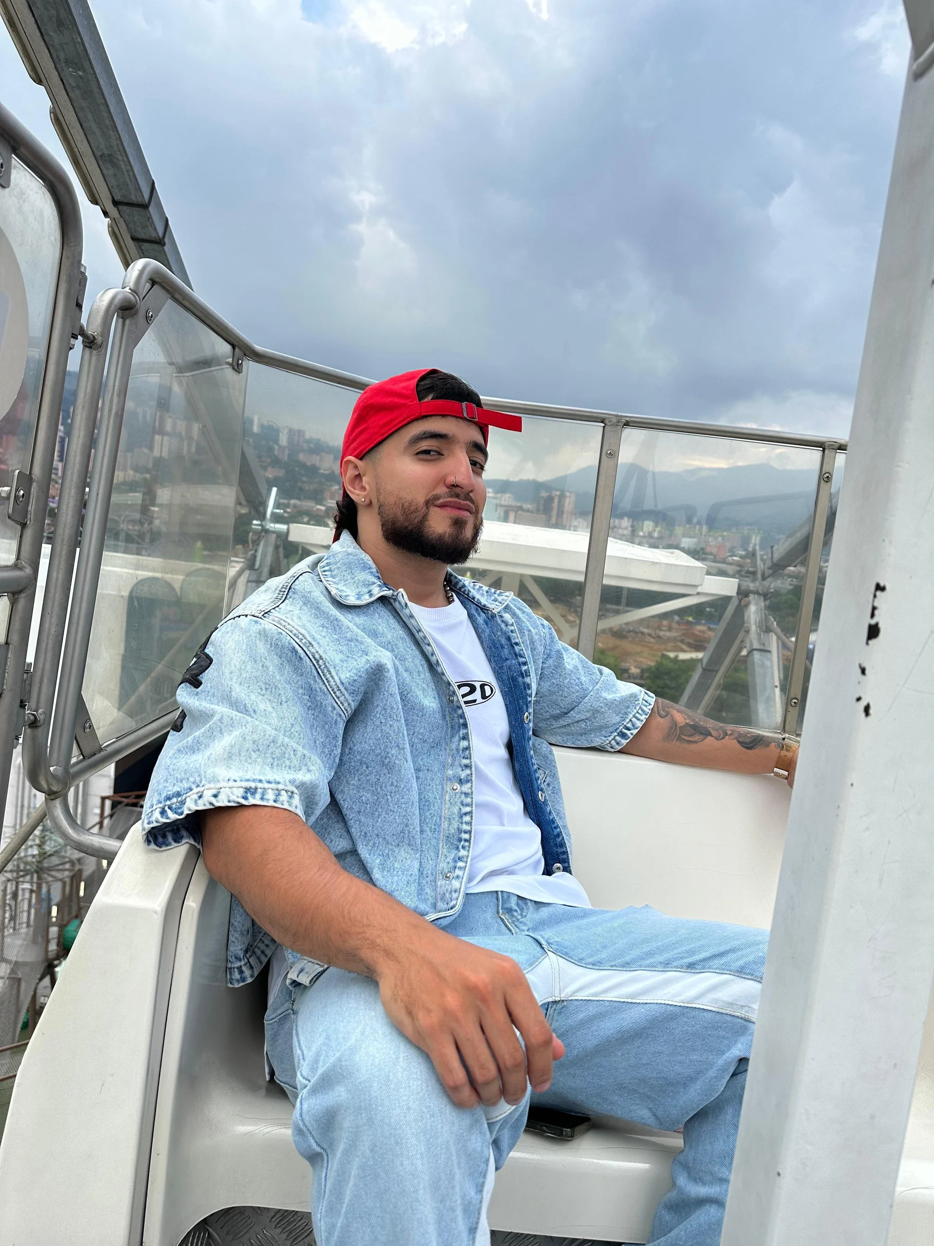 XXX Porn Photo of Nude bradley_martinez 5