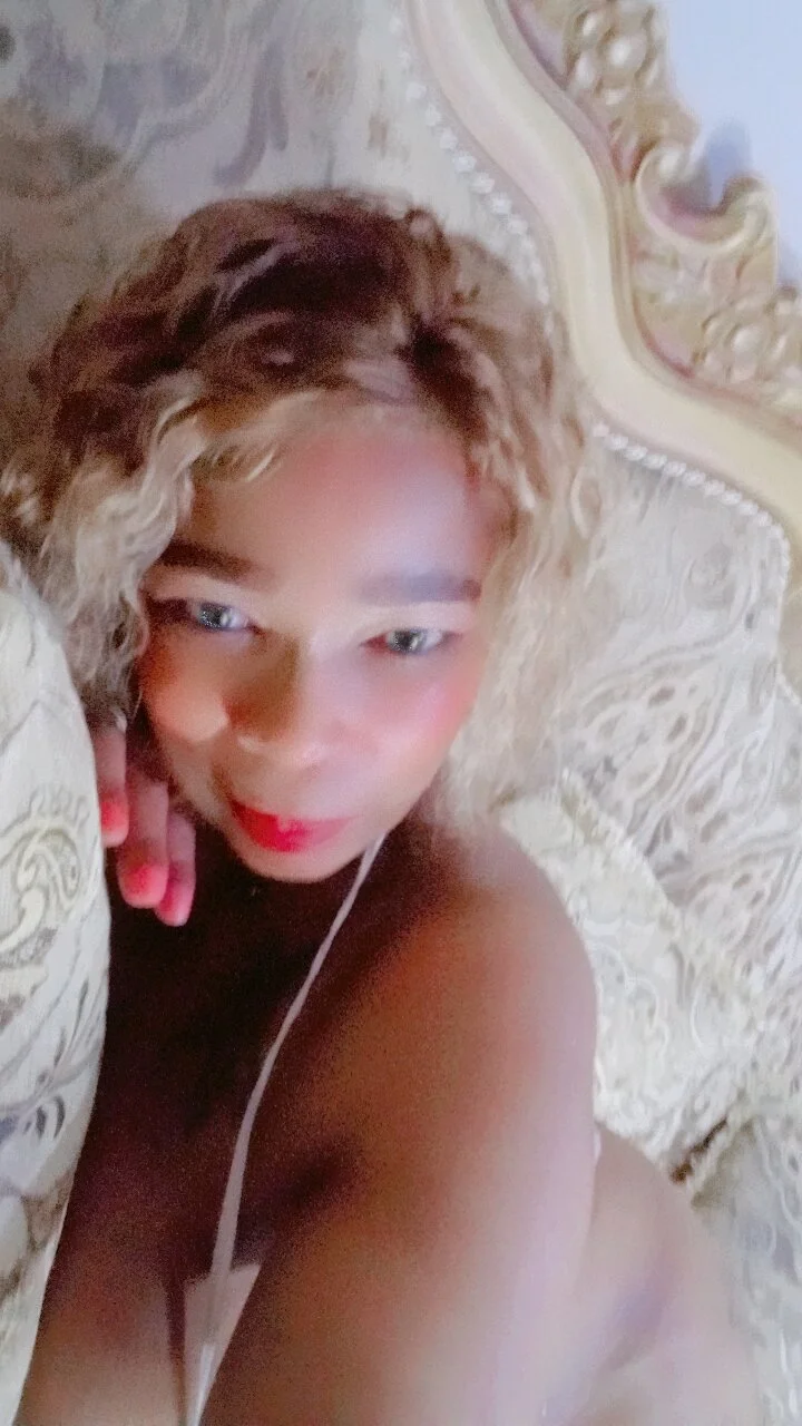 XXX Porn Photo of Nude Gucci_Bx 502