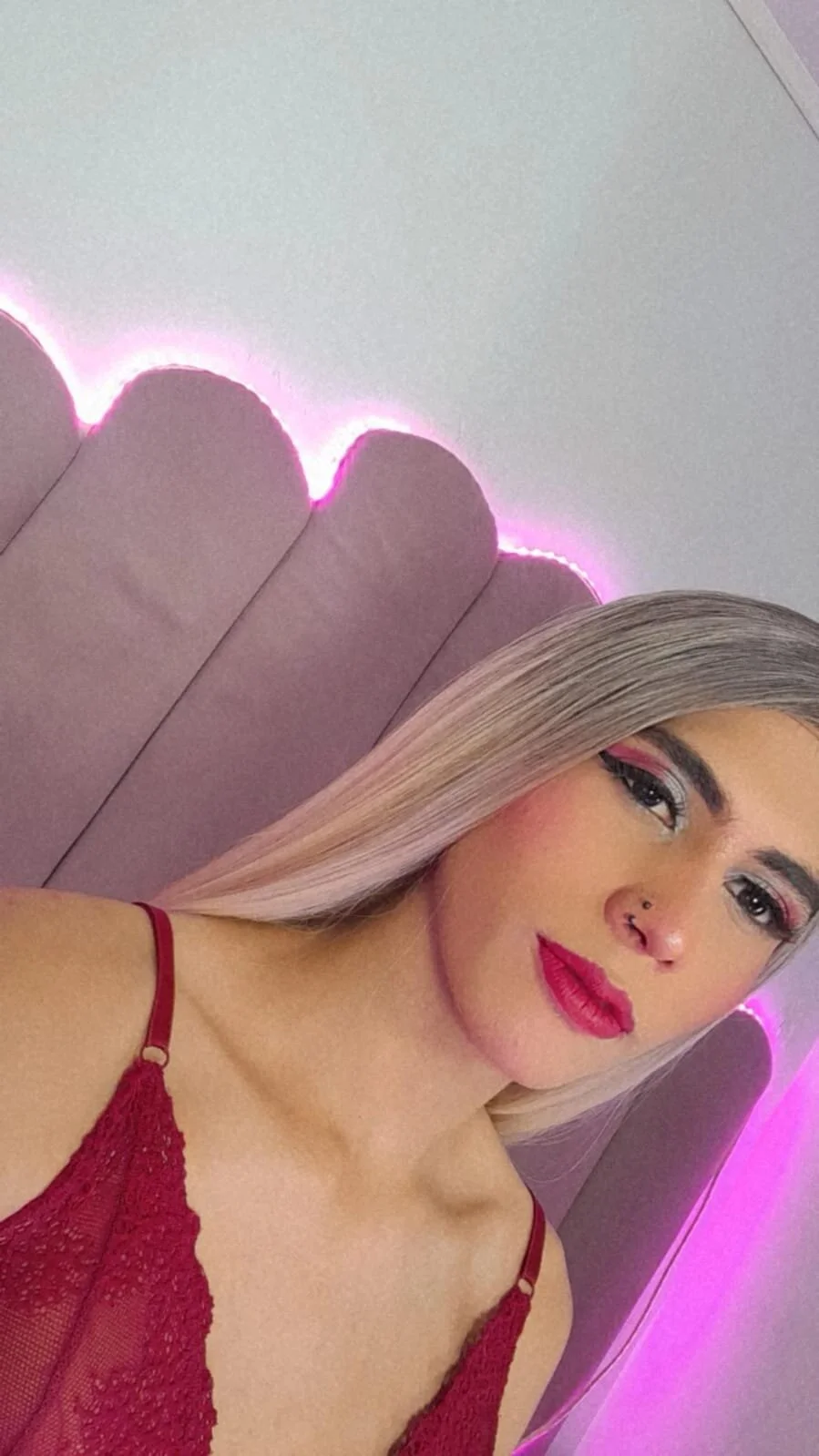 XXX Porn Photo of Nude Daniela_Pink_ 5