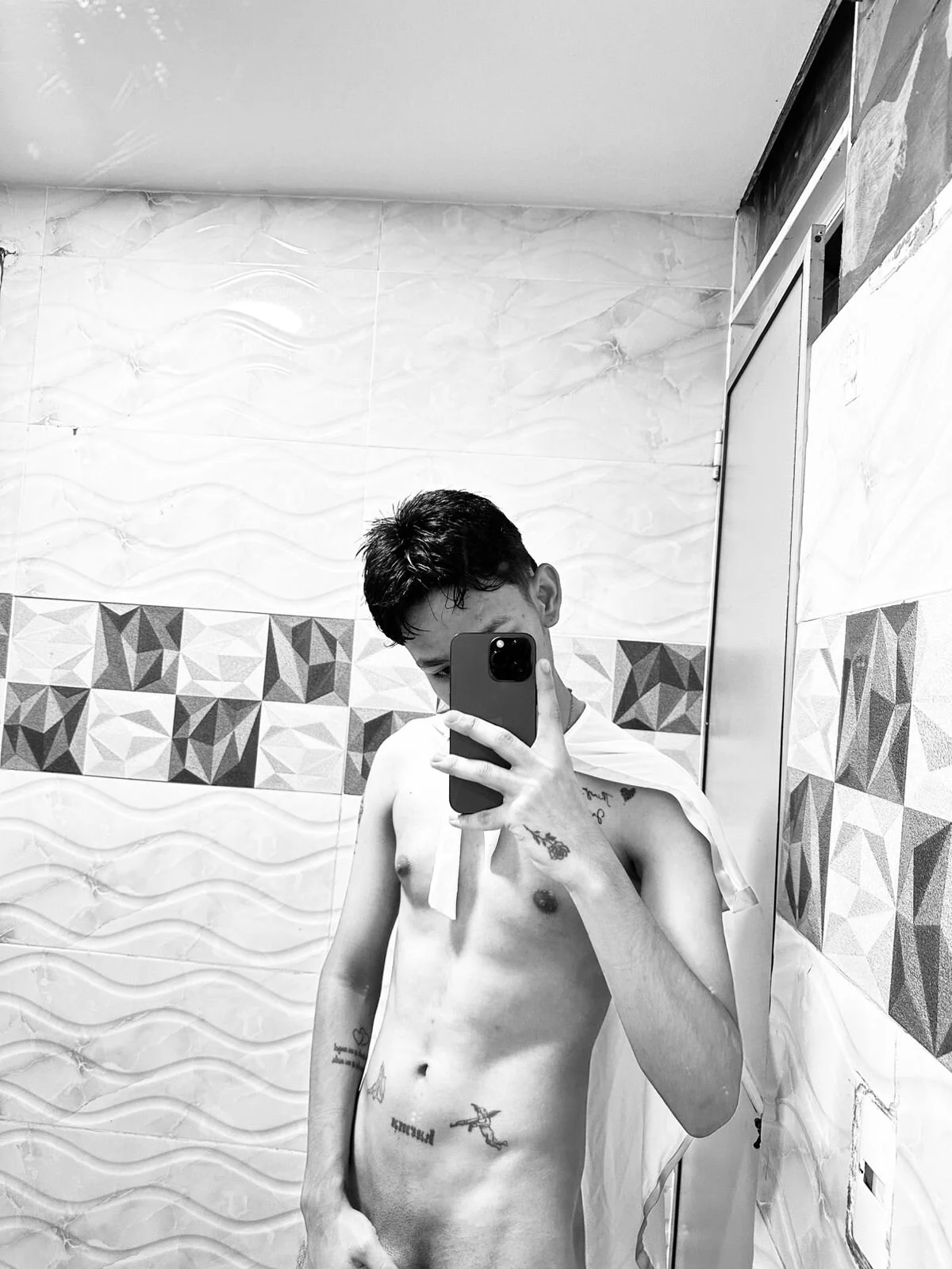 XXX Porn Photo of Nude SlimLatino_ 10