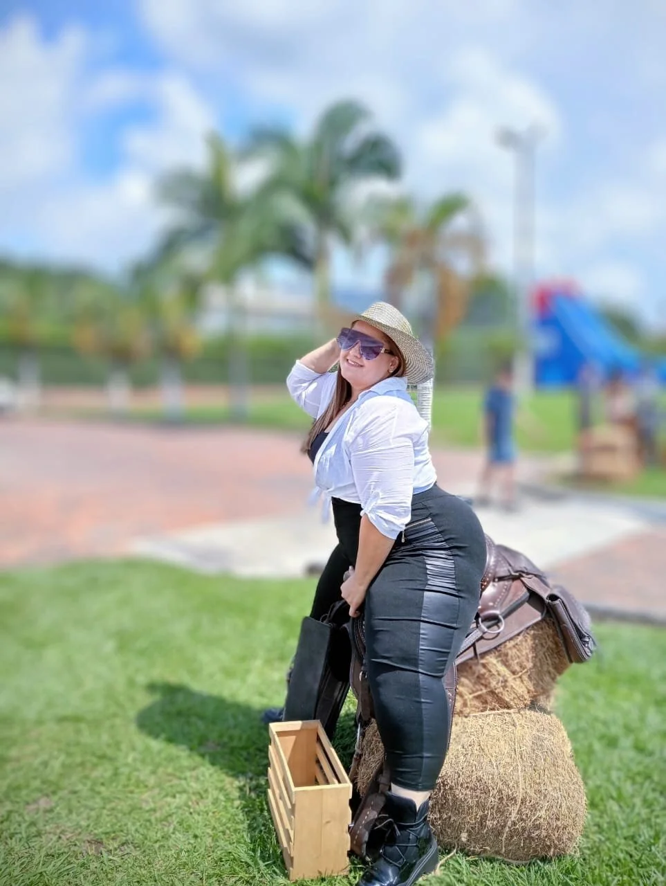 XXX Porn Photo of Nude katte_landerr 13