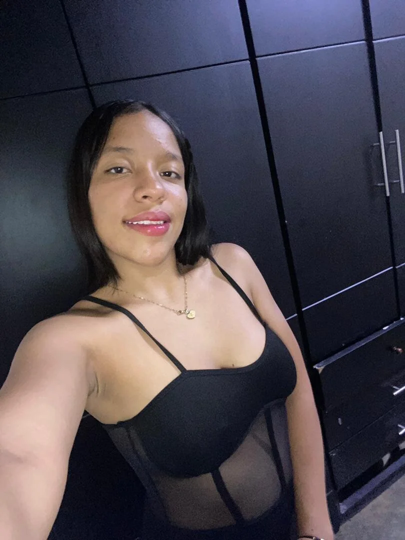 XXX Porn Photo of Nude luxury_group 2