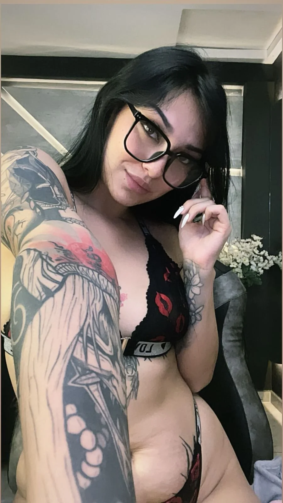 XXX Porn Photo of Nude KARINADOLLFIRE 3