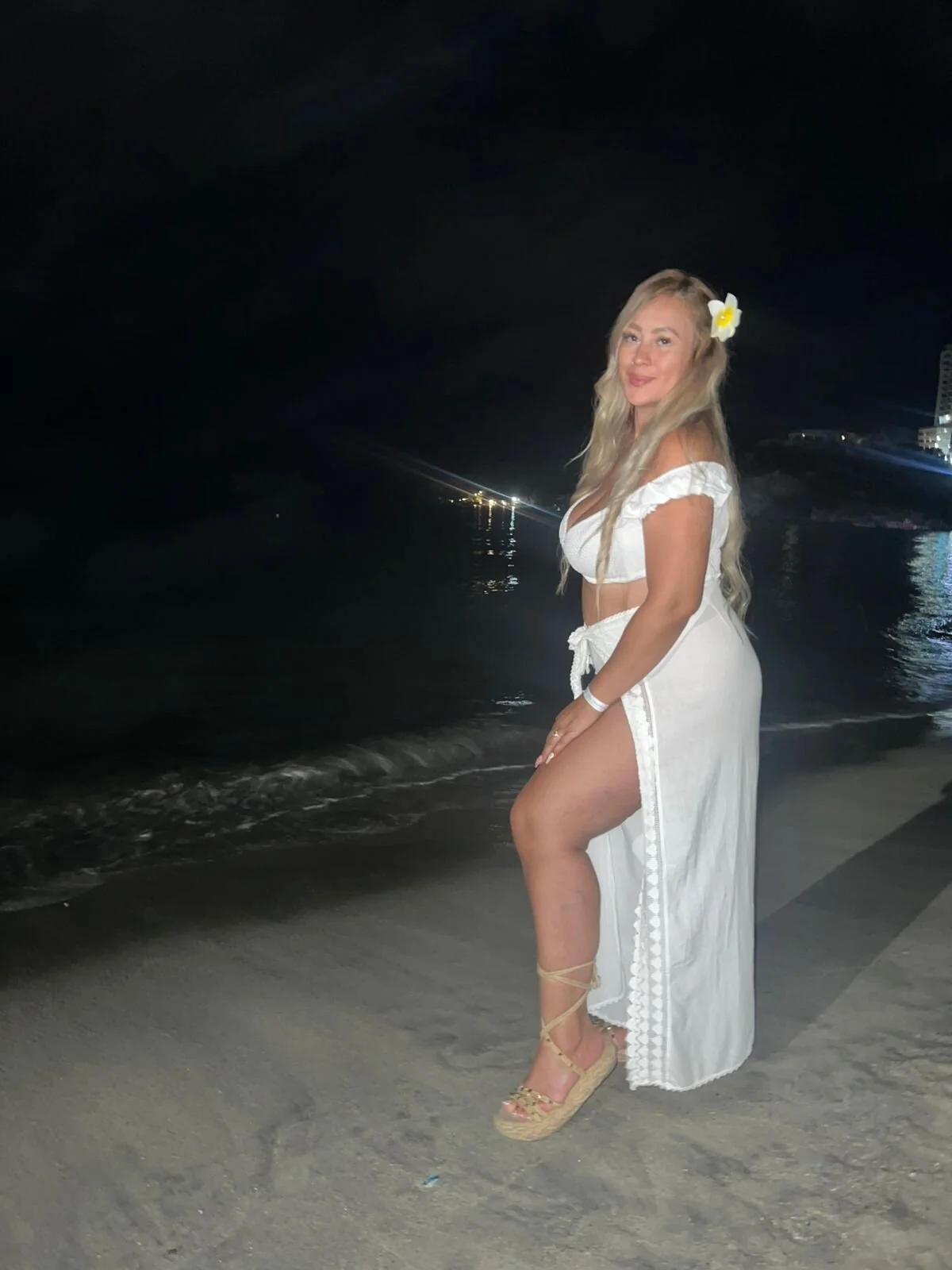 XXX Porn Photo of Nude milk_cow_ 6