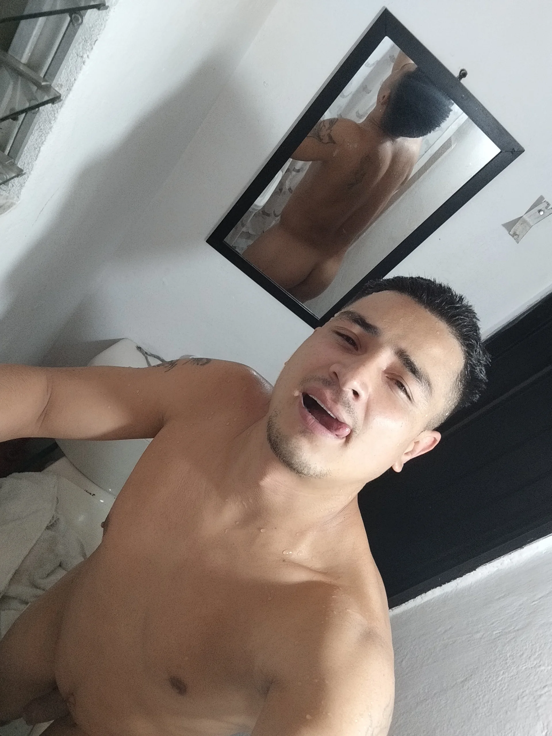 XXX Porn Photo of Nude hoteder 3