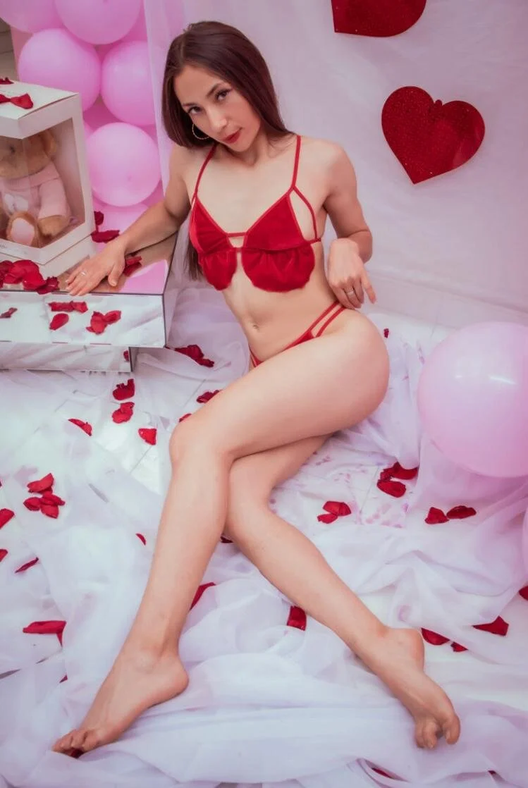 XXX Porn Photo of Nude Valeria_Saenz_25 12
