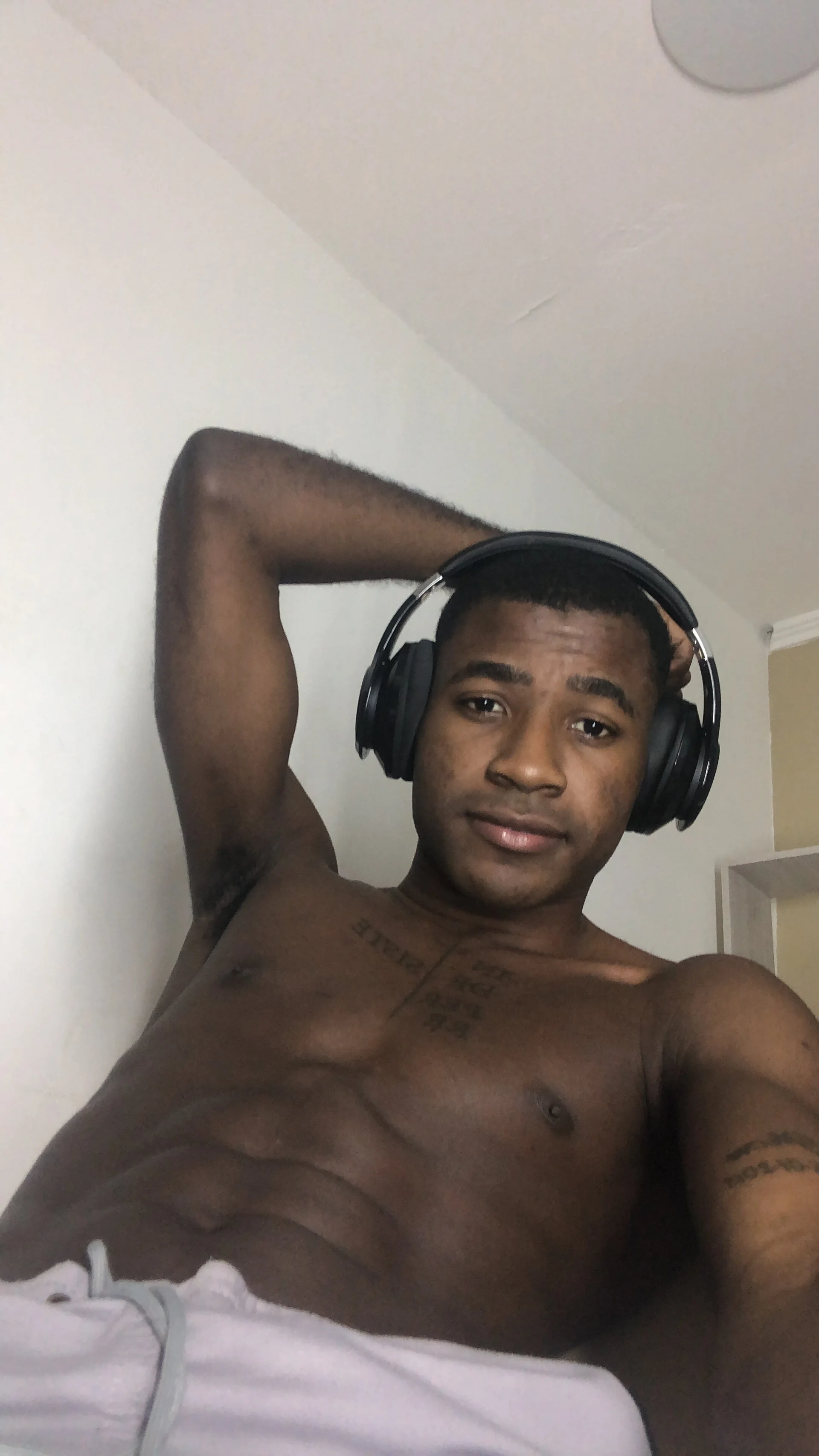 XXX Porn Photo of Nude ChicoHot_22cm_ 5