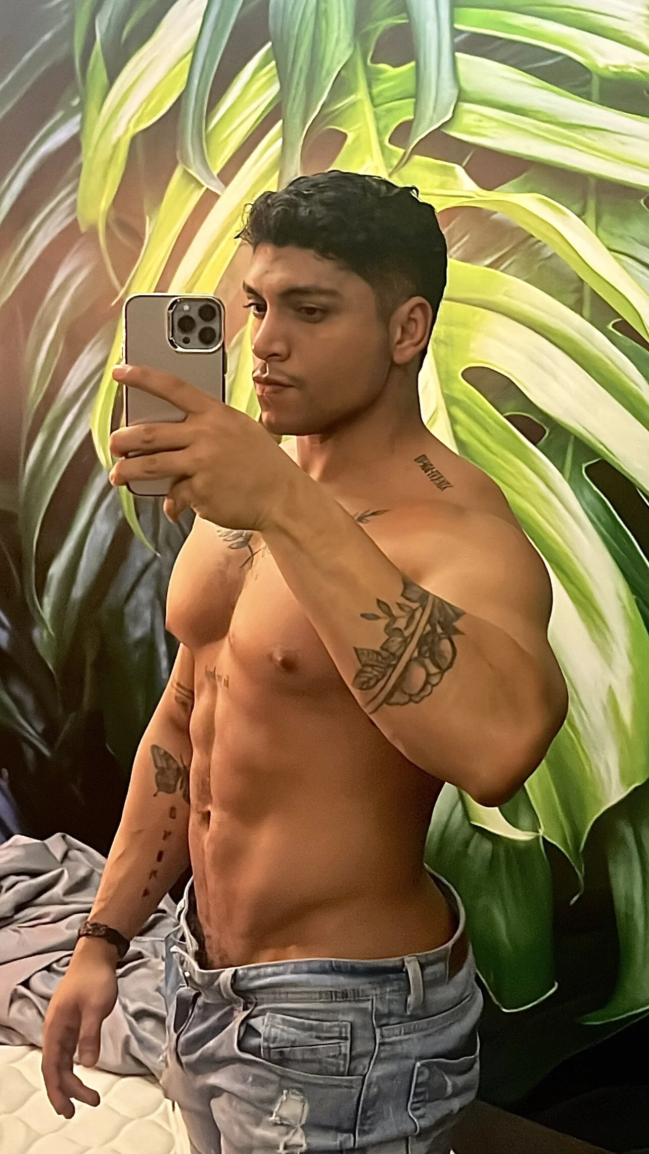 XXX Porn Photo of Nude Nicolasmontoya16 73