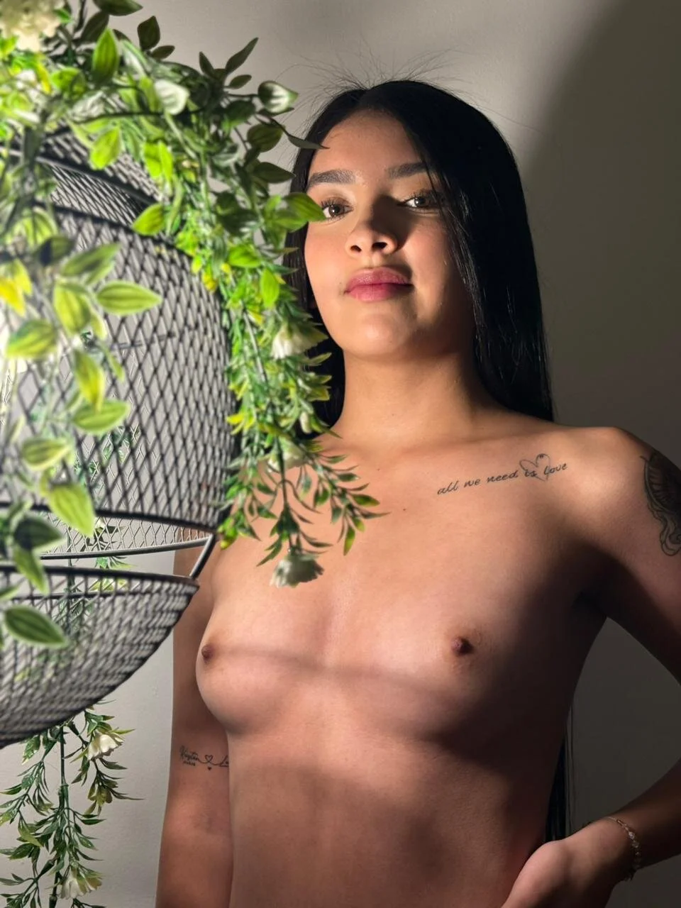 XXX Porn Photo of Nude Alana_Rossees 8
