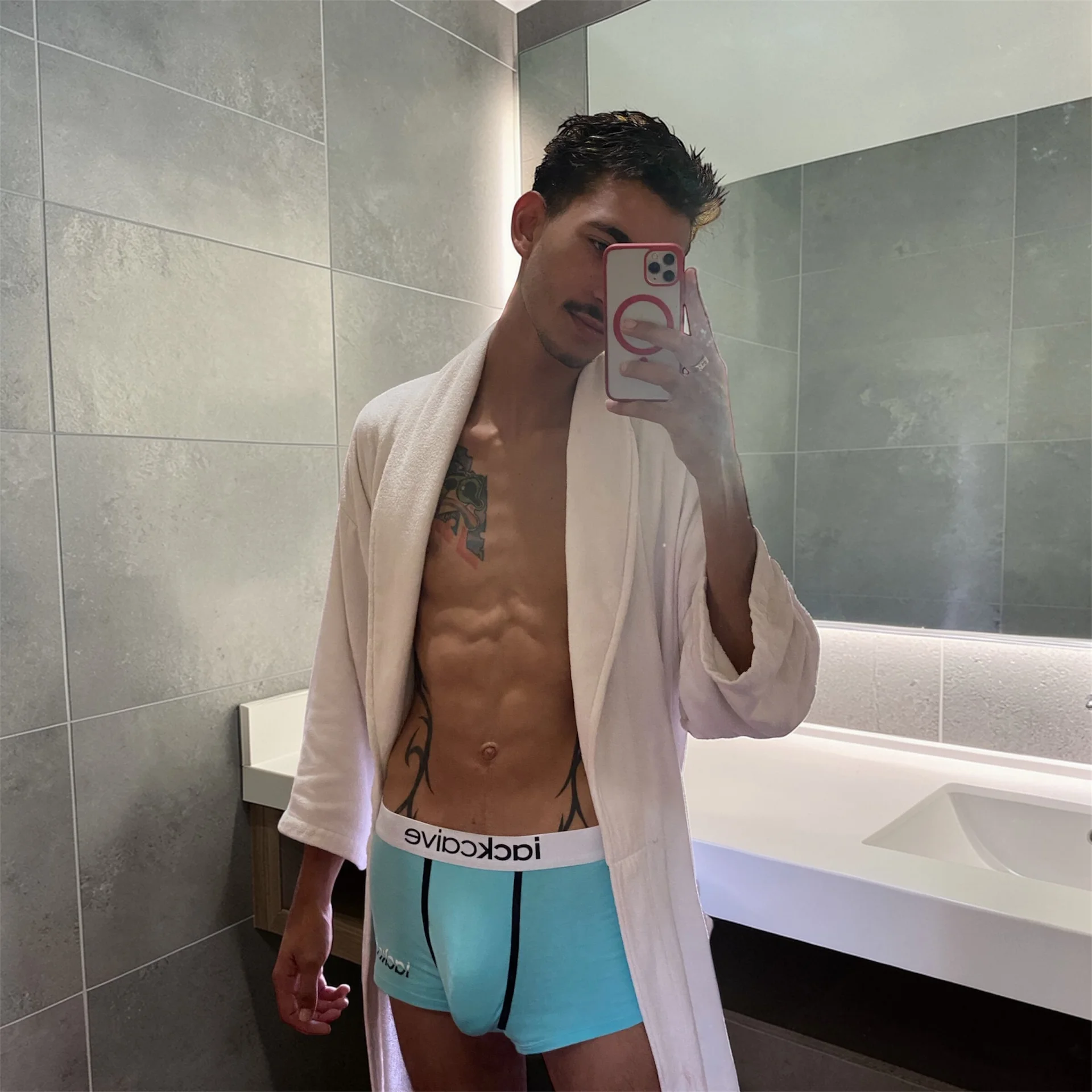 XXX Porn Photo of Nude GuioficialBr 3