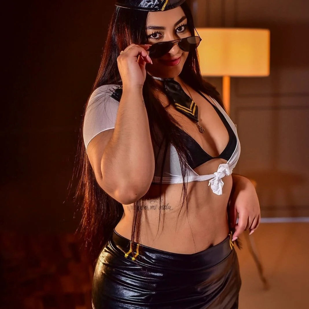 XXX Porn Photo of Nude saramaciel- 6