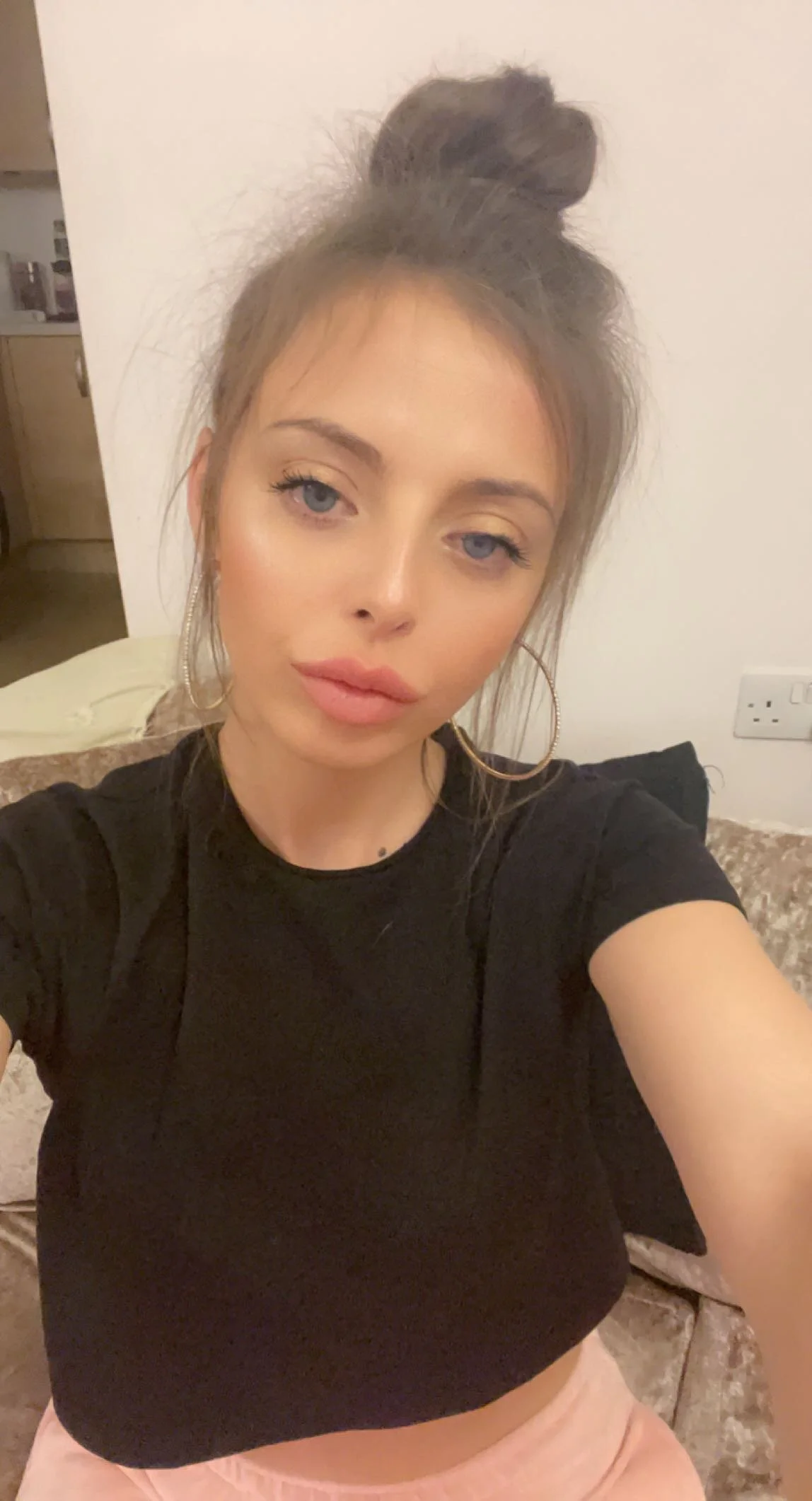 XXX Porn Photo of Nude Yourfavouriteinternetgf 4