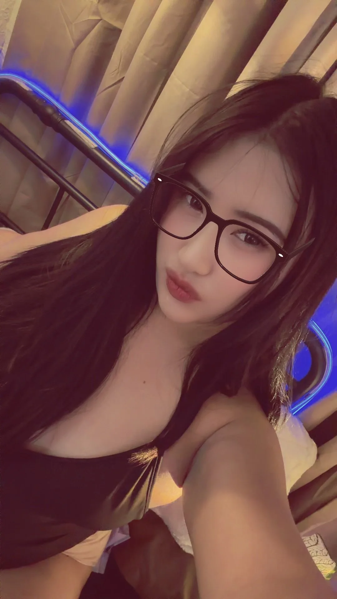 XXX Porn Photo of Nude SASSYsavannahts 21