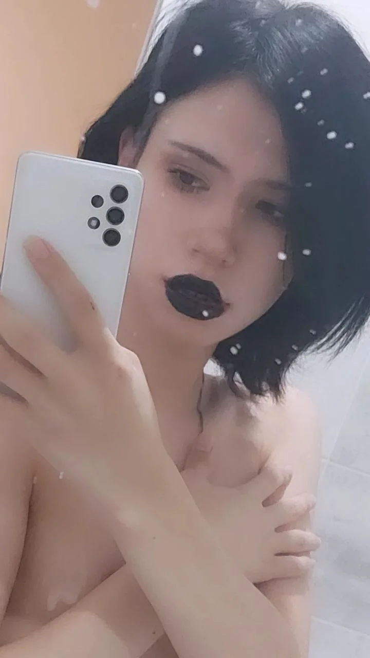 XXX Porn Photo of Nude baby_lunatique 2