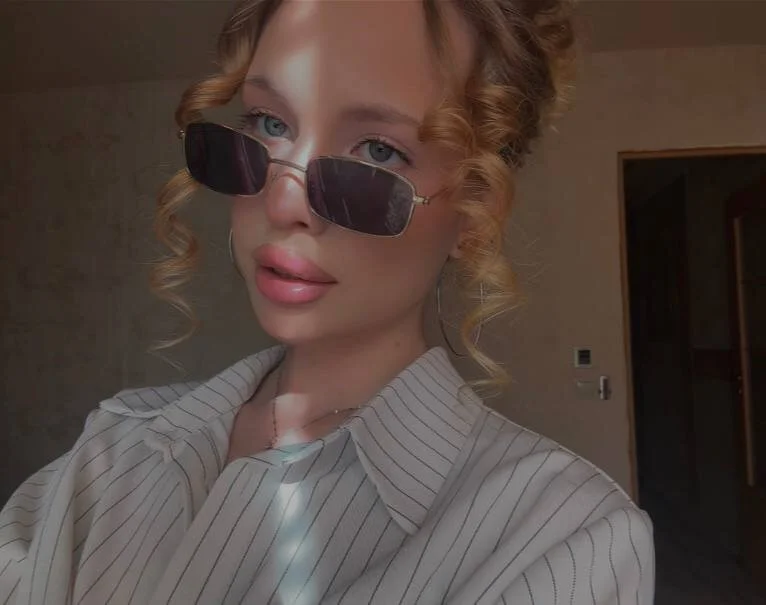 XXX Porn Photo of Nude MelvinaVenzeio 7
