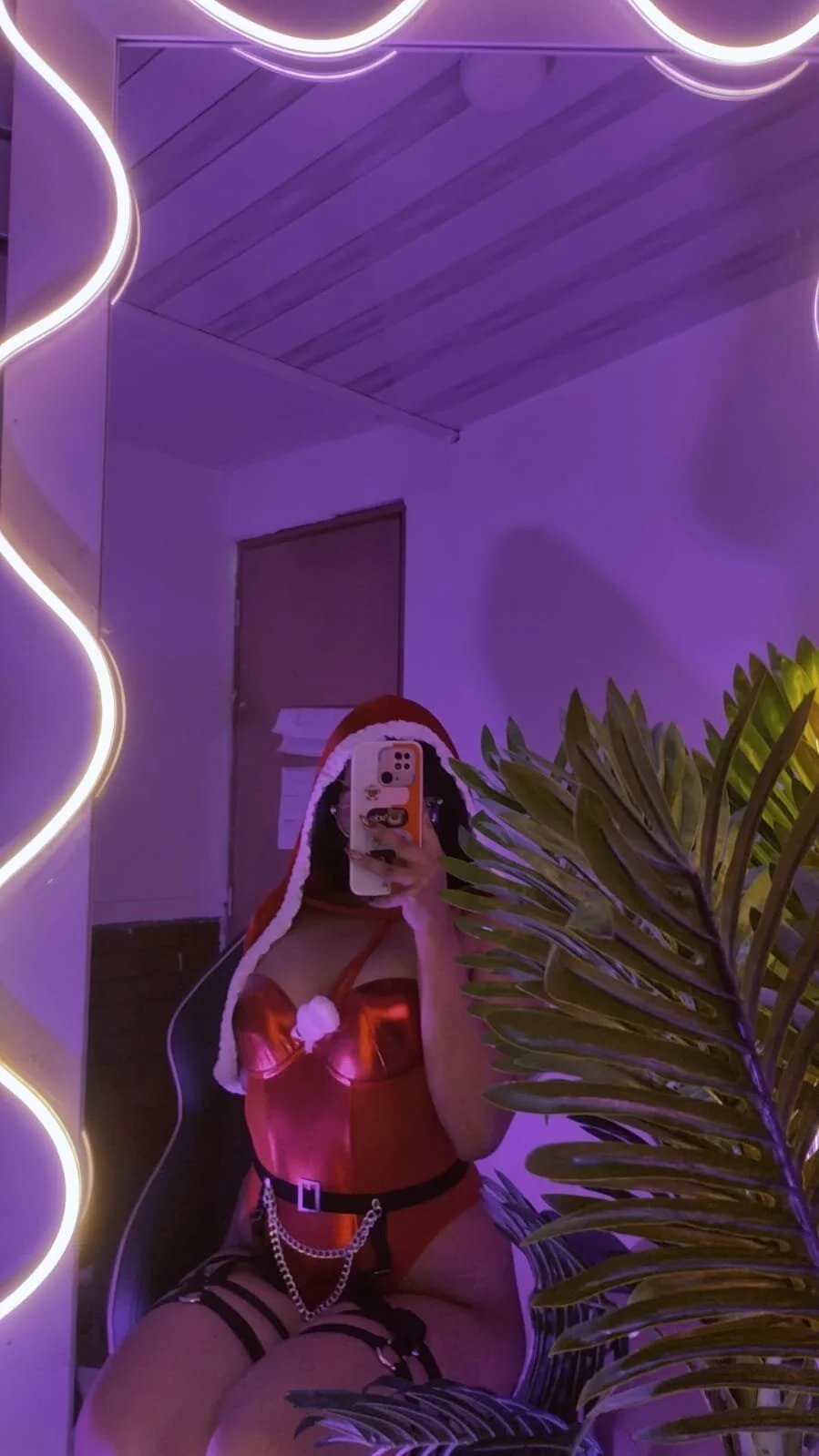 XXX Porn Photo of Nude PEACHY_TAY 51