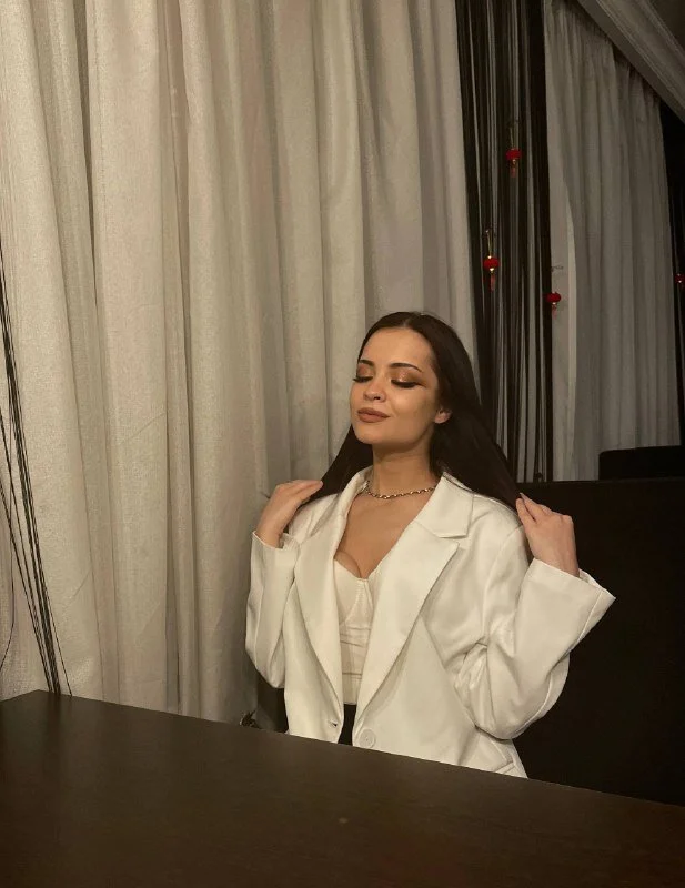 XXX Porn Photo of Nude luxe_girl 5