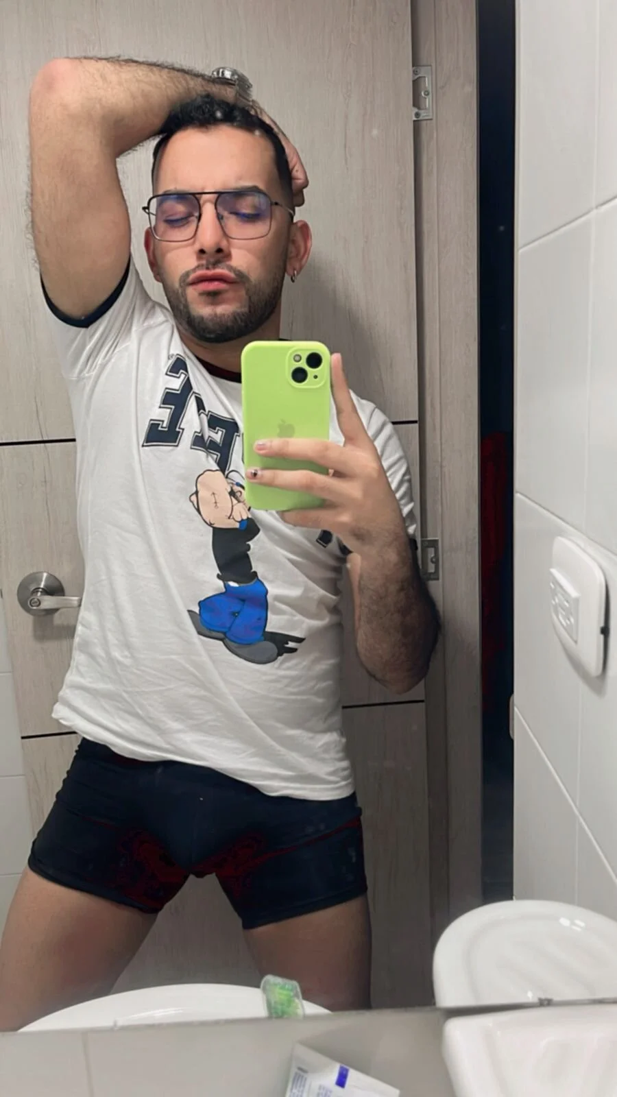 XXX Porn Photo of Nude _PauloDaSilva_ 4