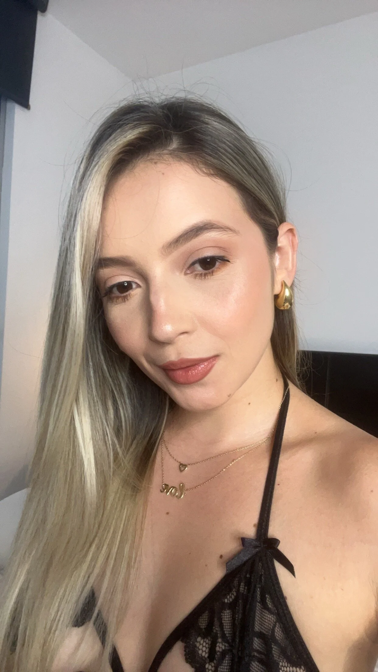 XXX Porn Photo of Nude Ajen_Blondie 3