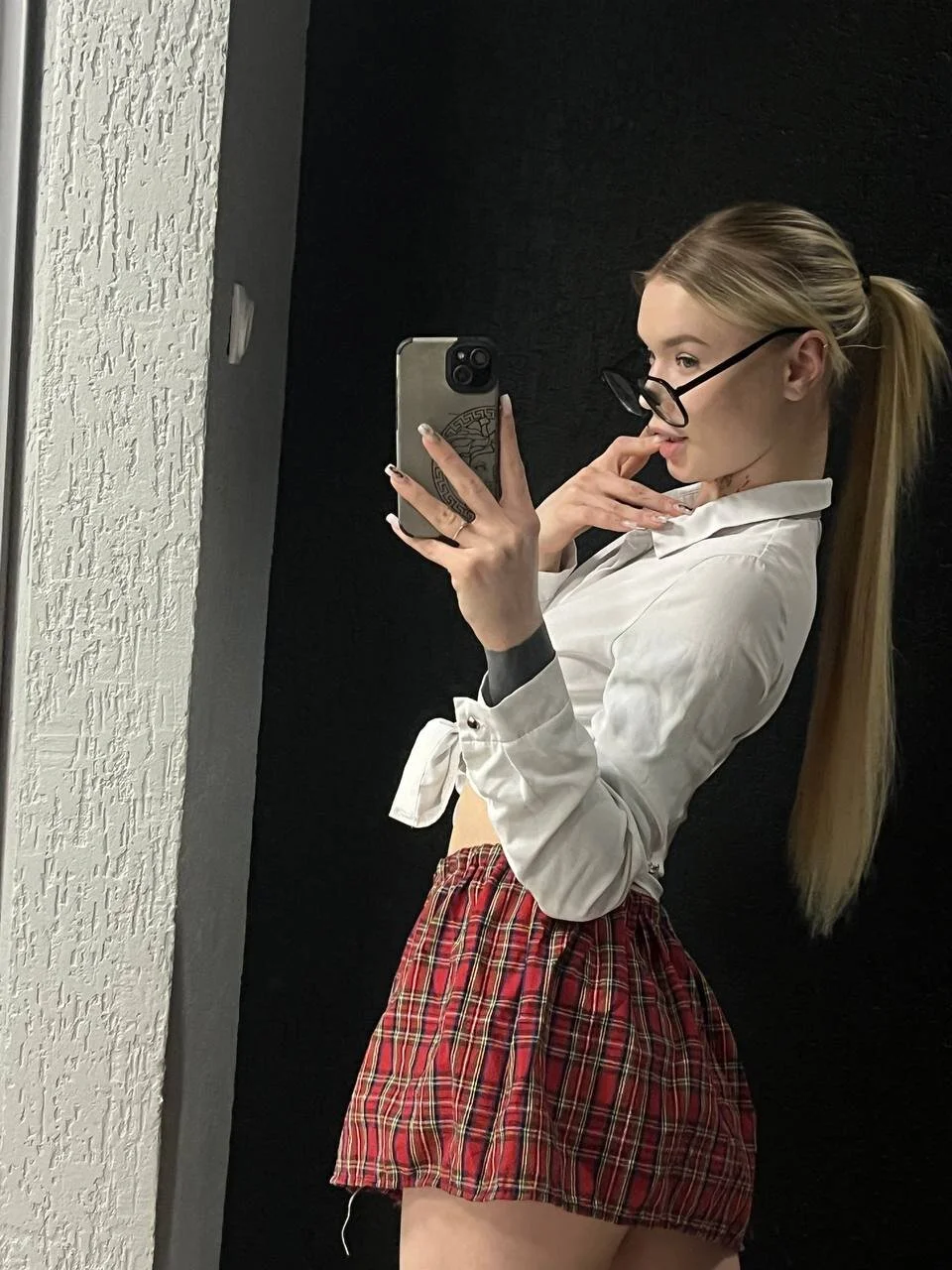 XXX Porn Photo of Nude LisFlores 13