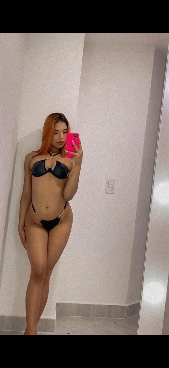 XXX Porn Photo of Nude Emmily_Savage 54