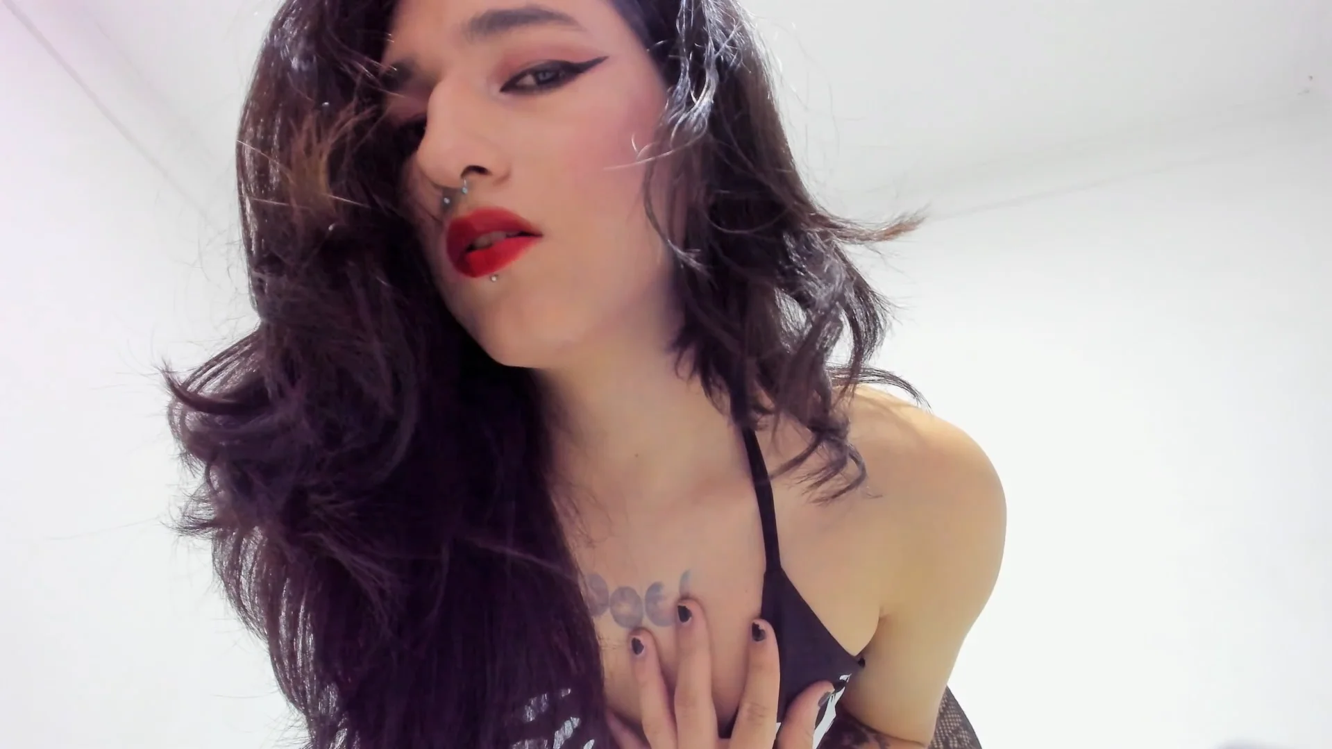 XXX Porn Photo of Nude Evil_Queen13 2