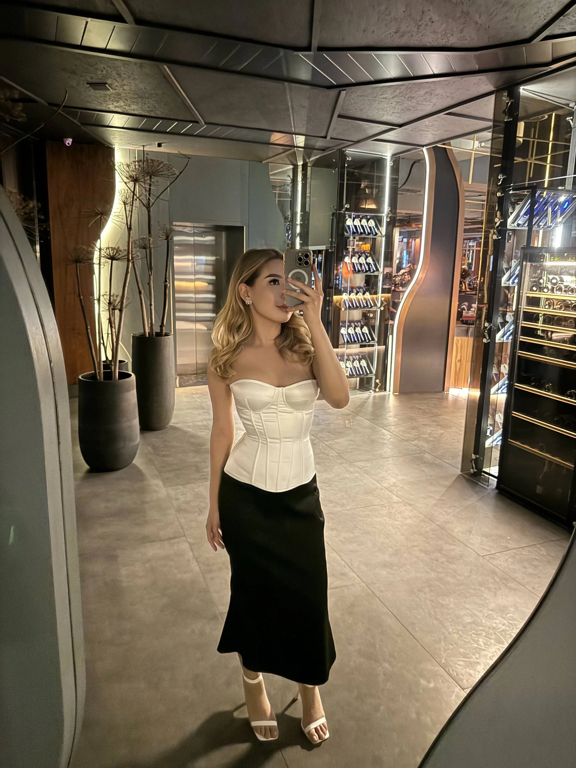 XXX Porn Photo of Nude Louise_Kiss 4