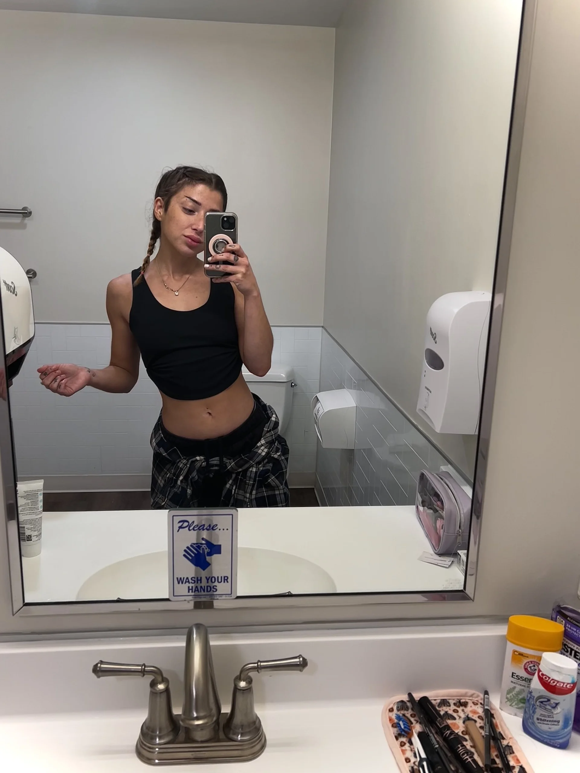 XXX Porn Photo of Nude babygirlxchlo 24