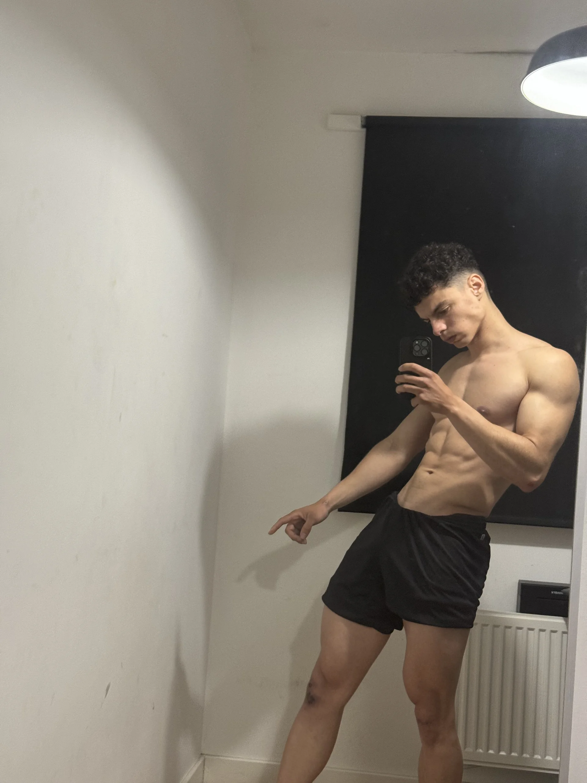 XXX Porn Photo of Nude Gabrielrdsouza 1