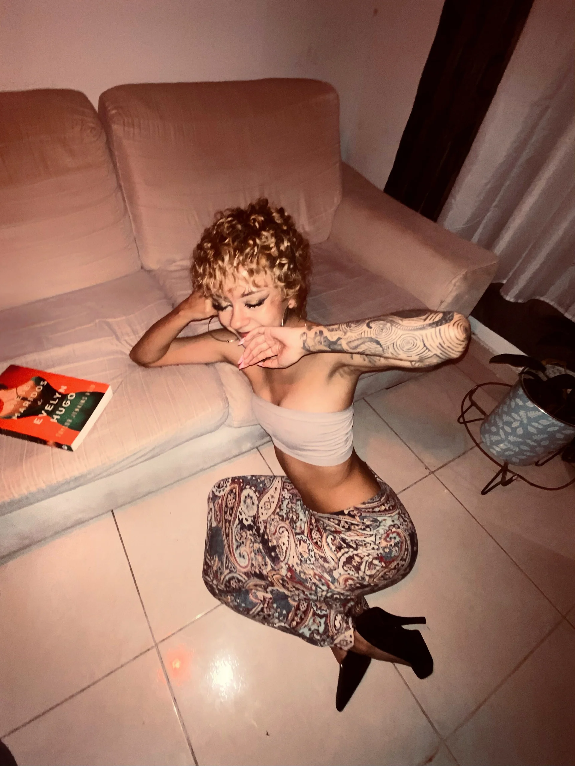 XXX Porn Photo of Nude lisathommpson 3