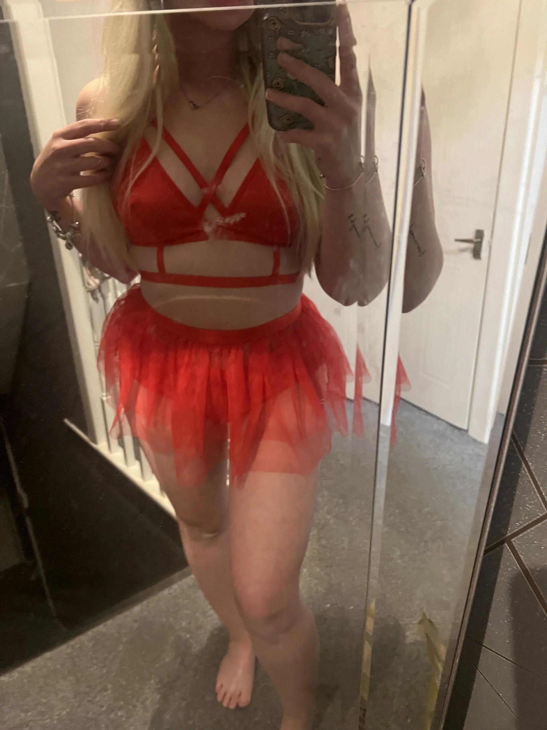 XXX Porn Photo of Nude Annie_Louise 2