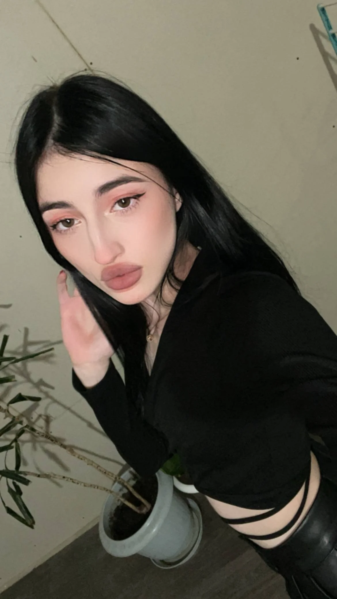 XXX Porn Photo of Nude RosamondRuhn 22
