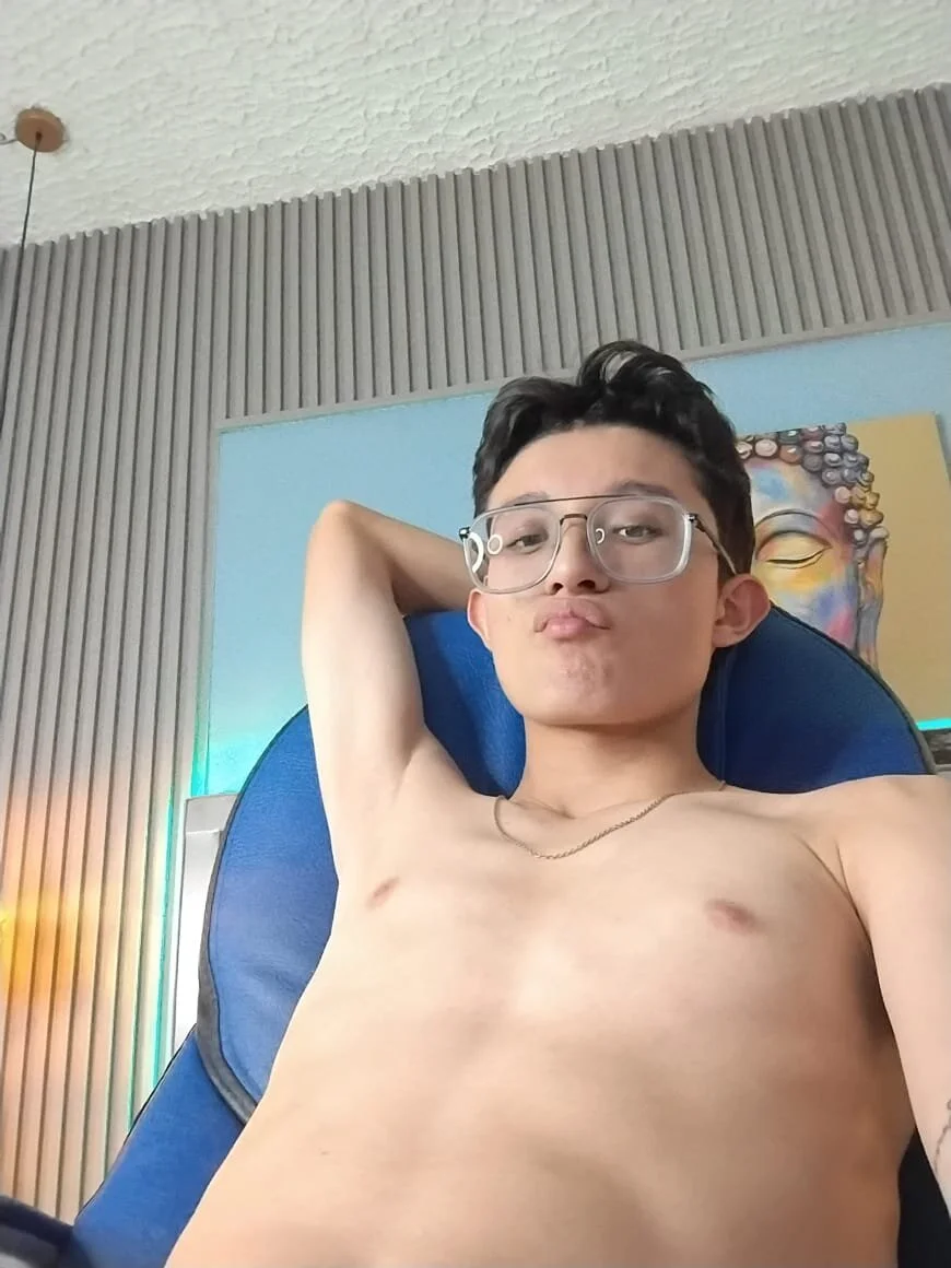 XXX Porn Photo of Nude SantiagoRusso18 3