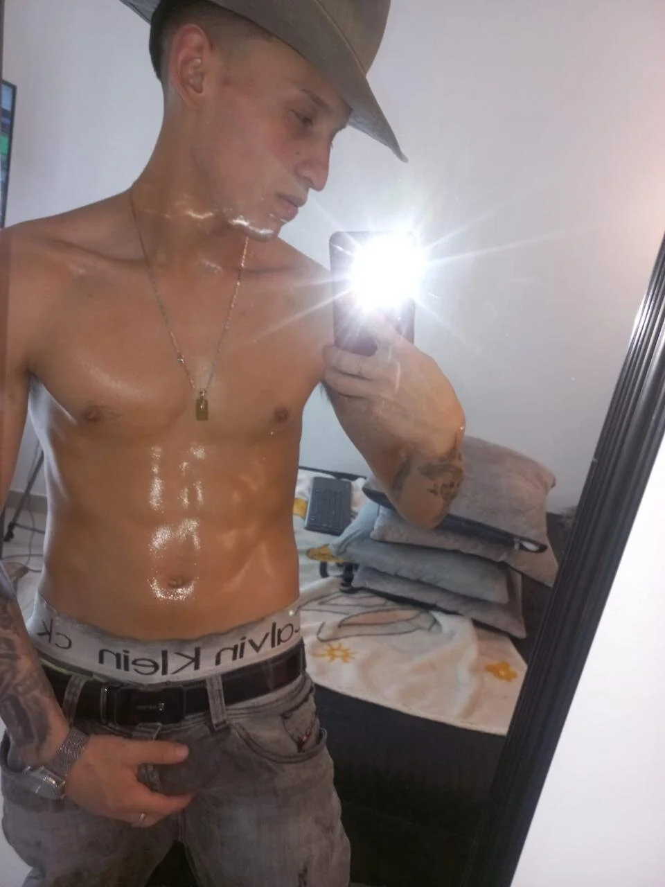 XXX Porn Photo of Nude Masterblue_hot 25