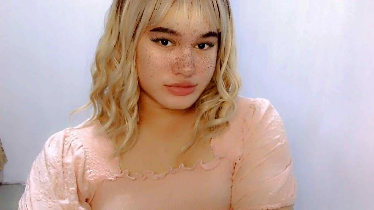 XXX Porn Photo of Nude Annierose_ts 1