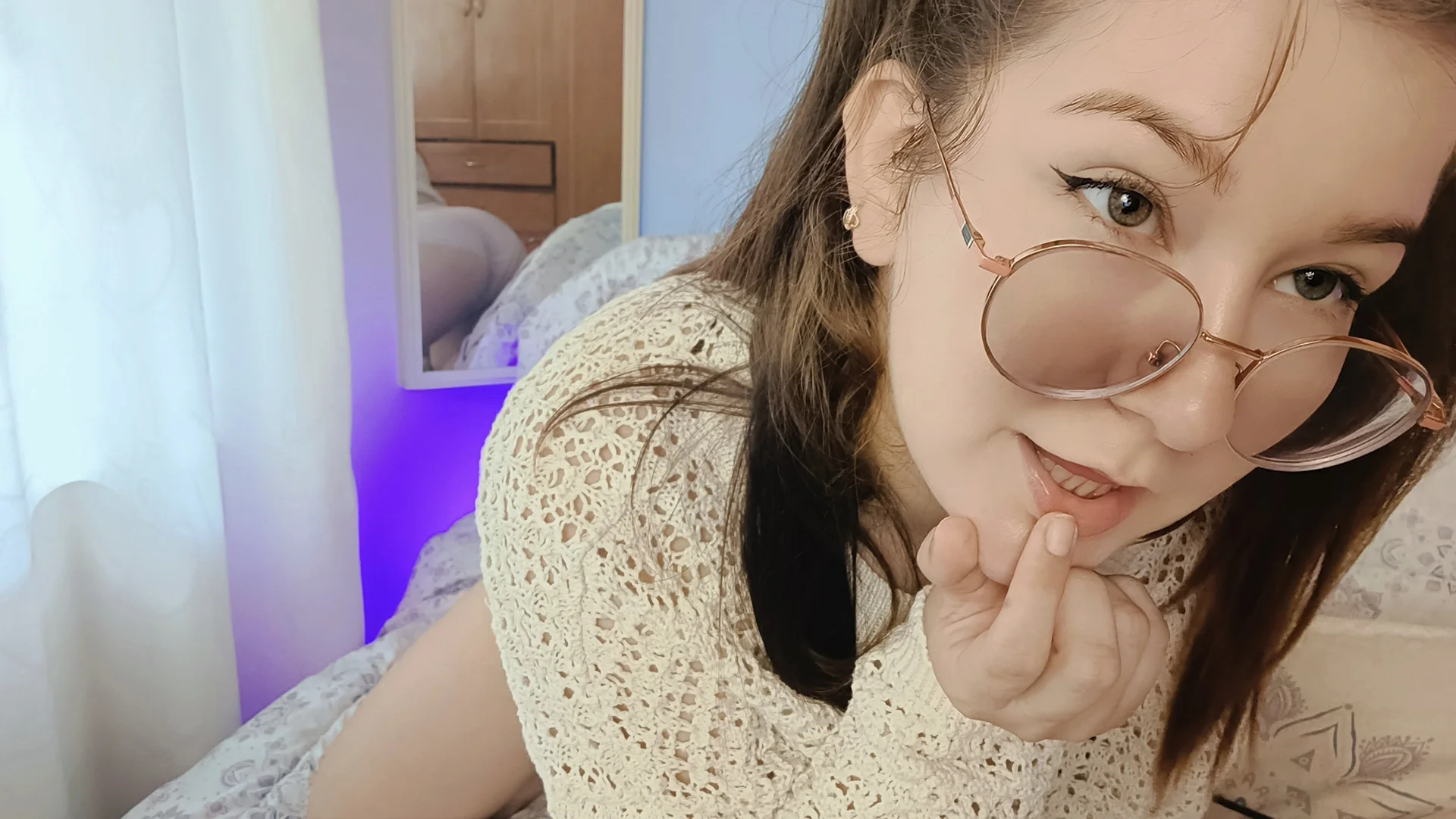 XXX Porn Photo of Nude HunnyyLove 69