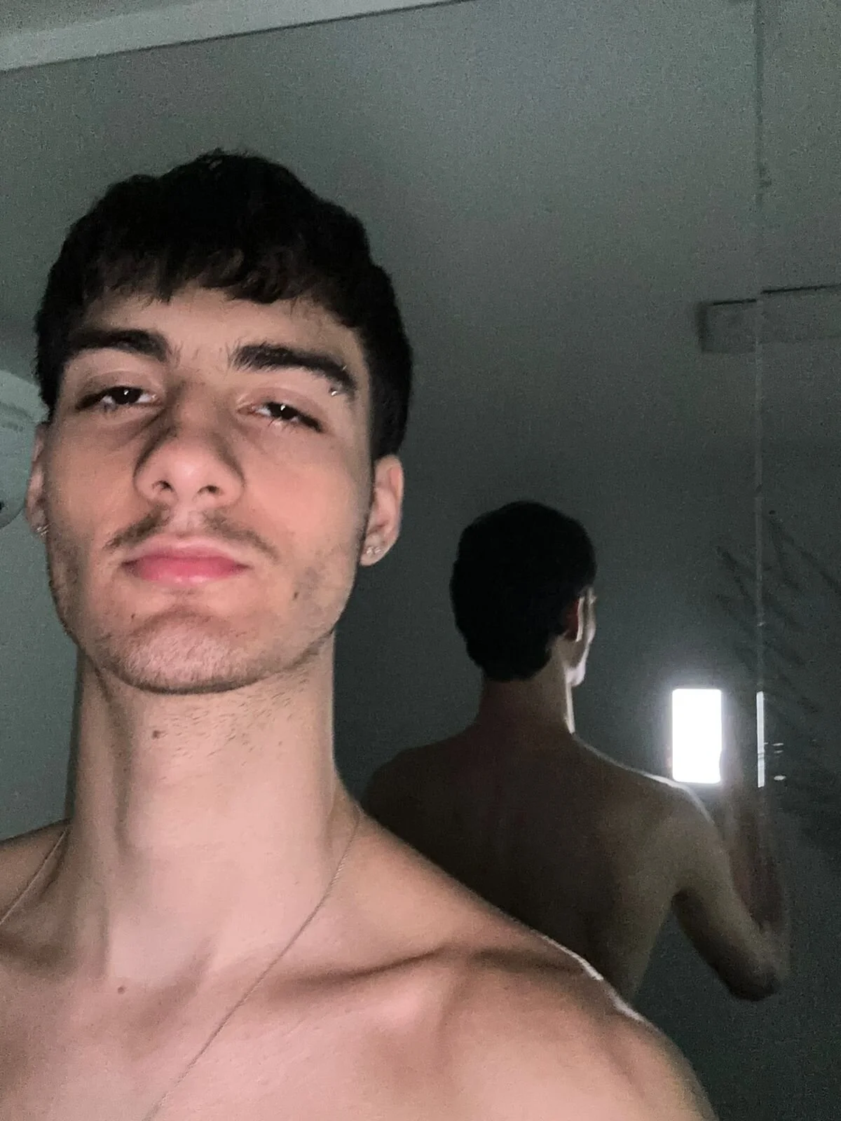 XXX Porn Photo of Nude Liam_Crown 3