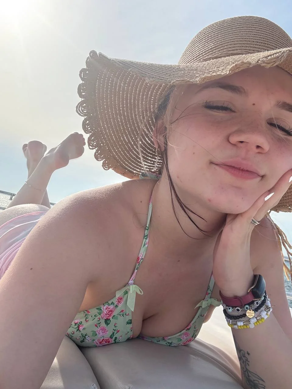 XXX Porn Photo of Nude Cutiepiespanks 64