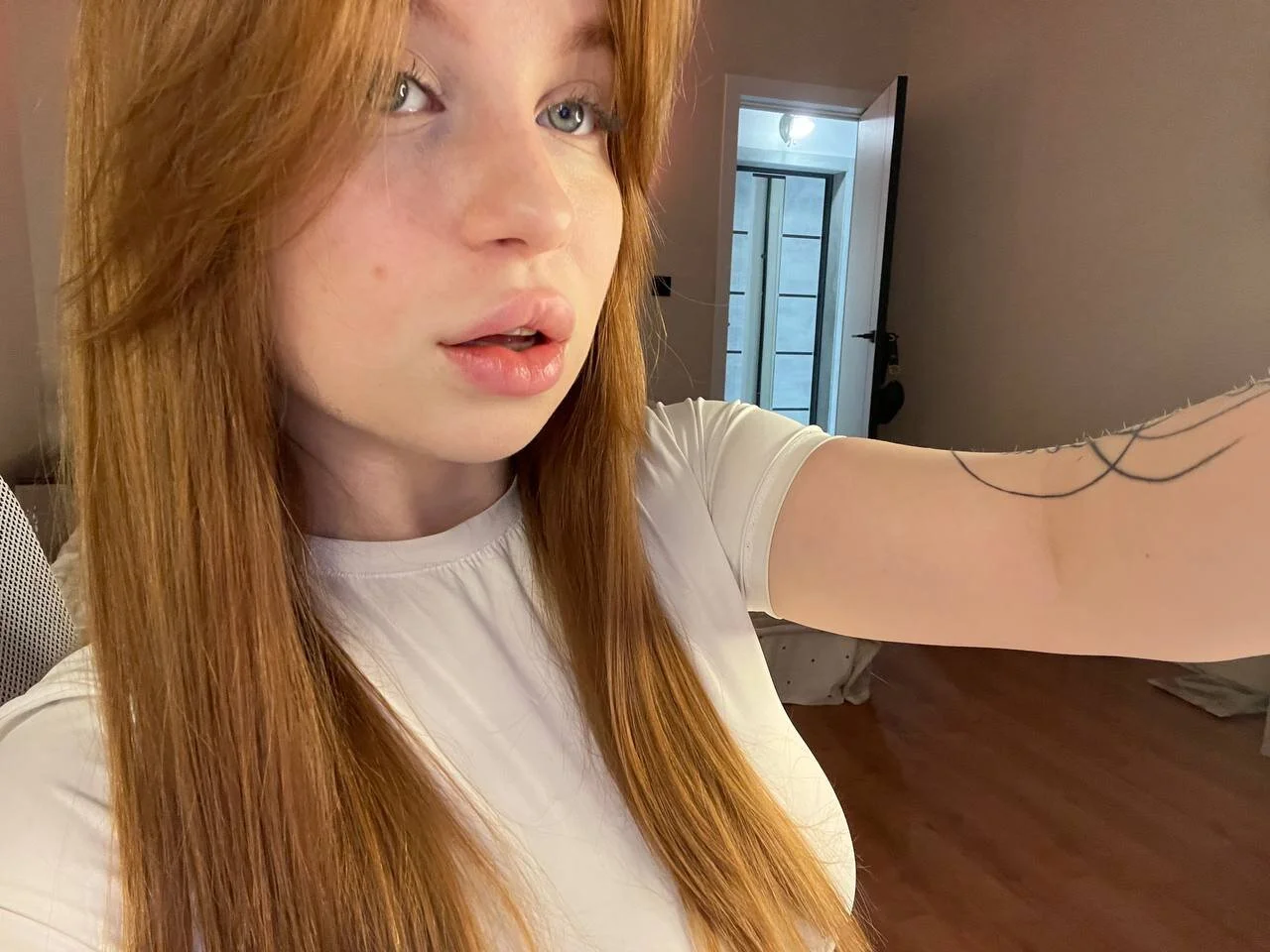 XXX Porn Photo of Nude BunnyShinex 4